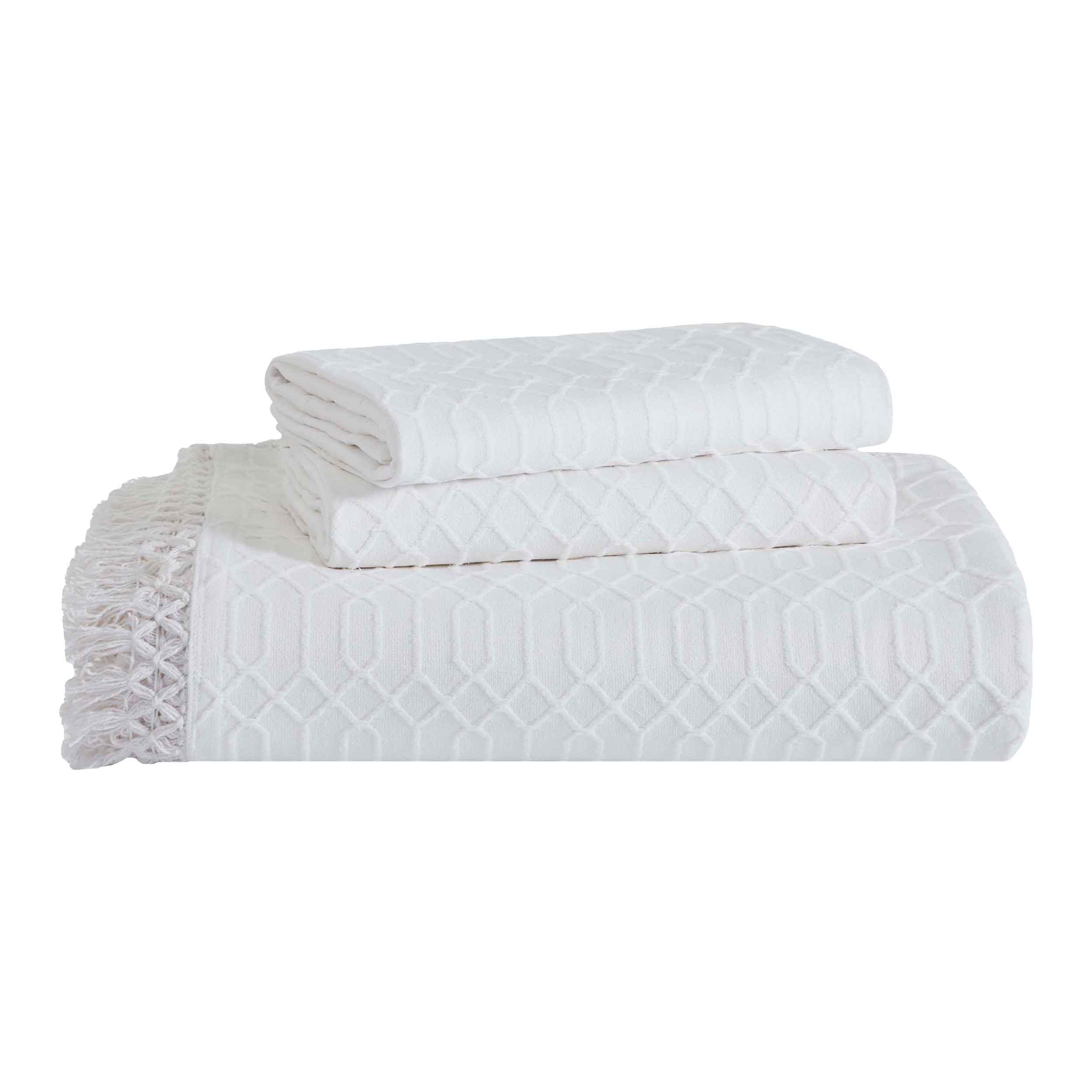 Remi Cotton Blend Jacquard Woven Geometric Fringe Bedspread Set - Queen Size Bohemian Style Bed Cover for Master Bedroom & Guest Room Decor
