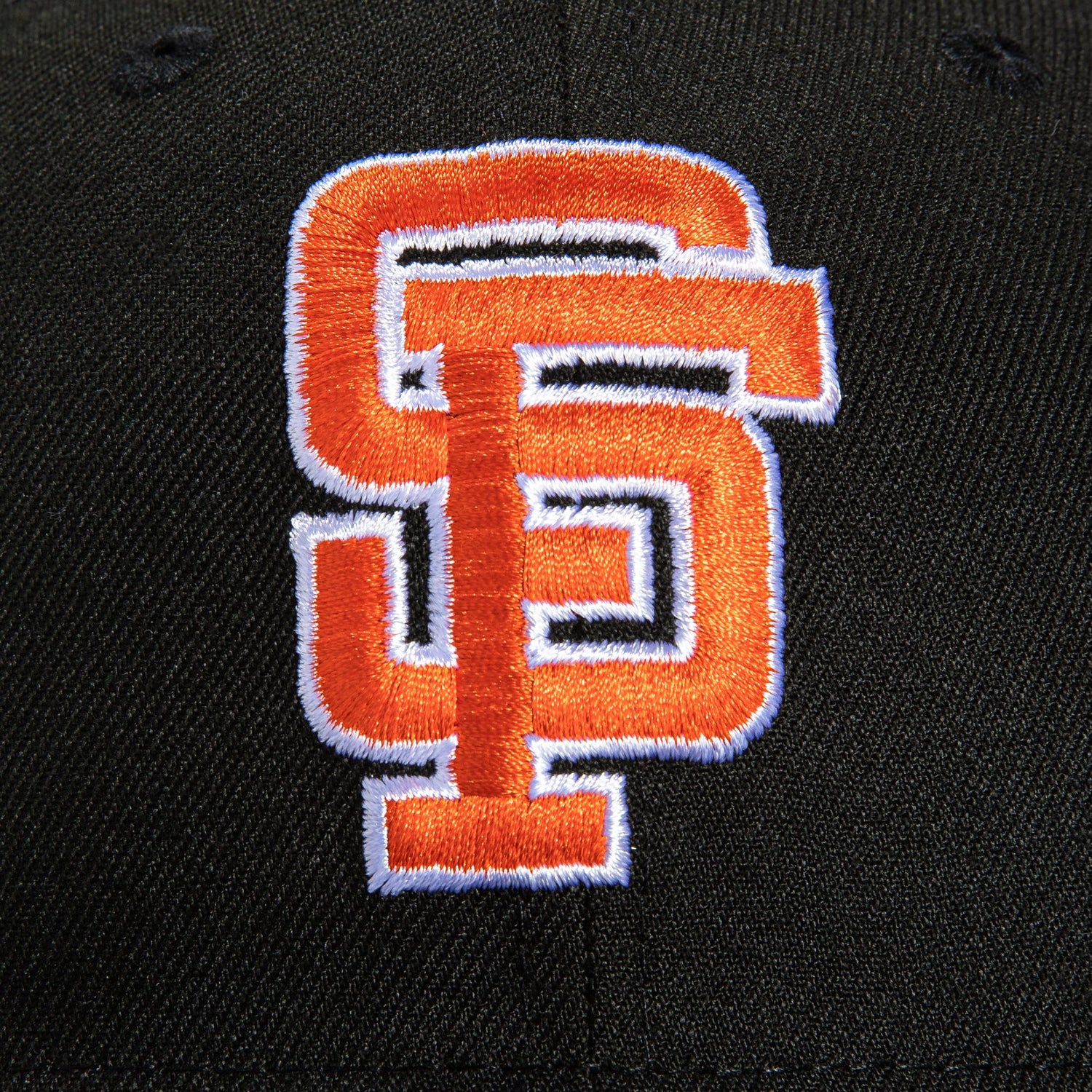 New Era 59Fifty Black MLB San Francisco Giants Snapback Hat with Embroidered Logo - Adjustable Baseball Cap for Men & Women - Perfect for Games, Streetwear & Fan Collections