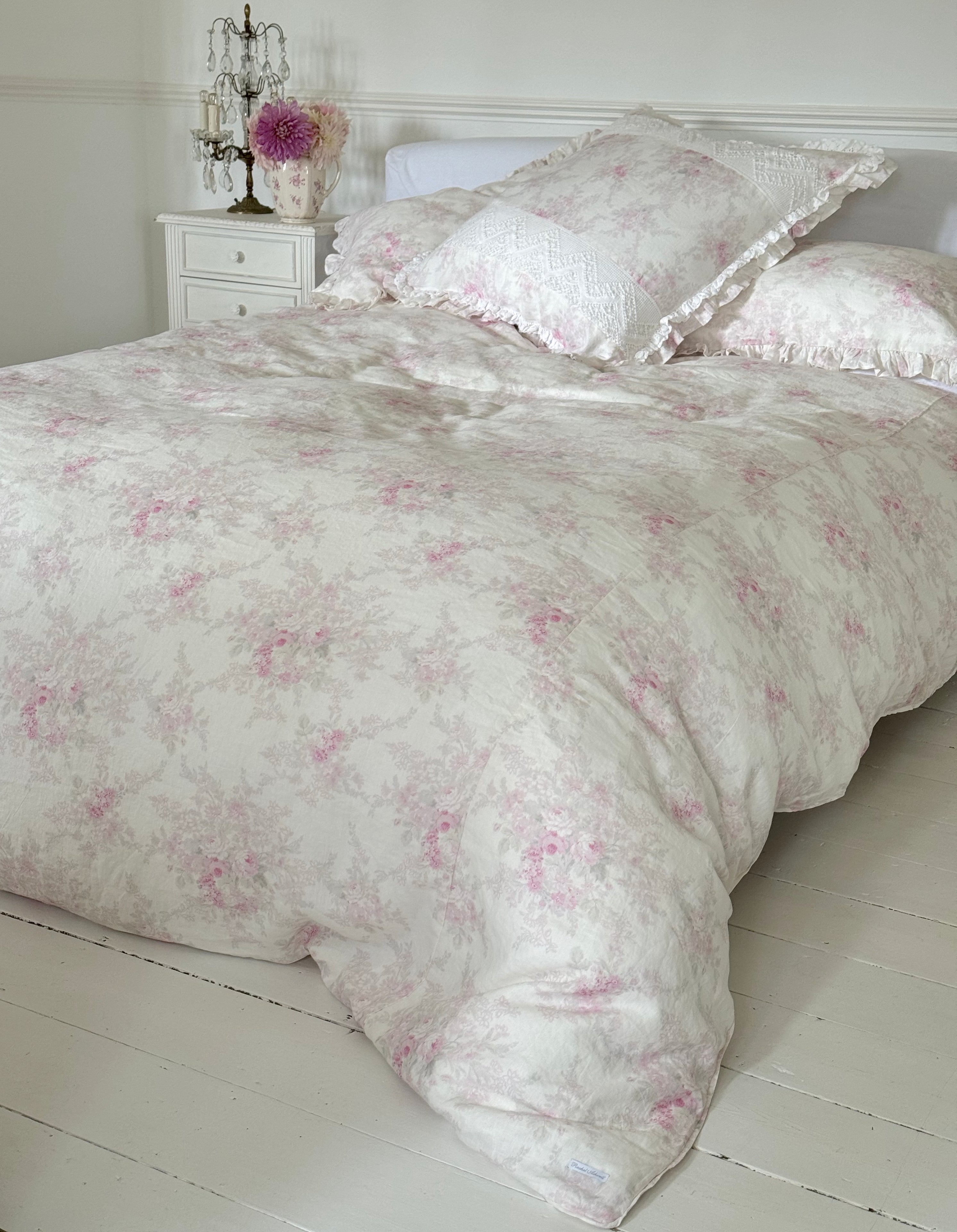 Rachel Ashwell® Floral Ikat Linen Bedding Set - Queen Size Luxury Bed Sheets with Pillowcases - Boho Chic Home Decor for Master Bedroom & Guest Room