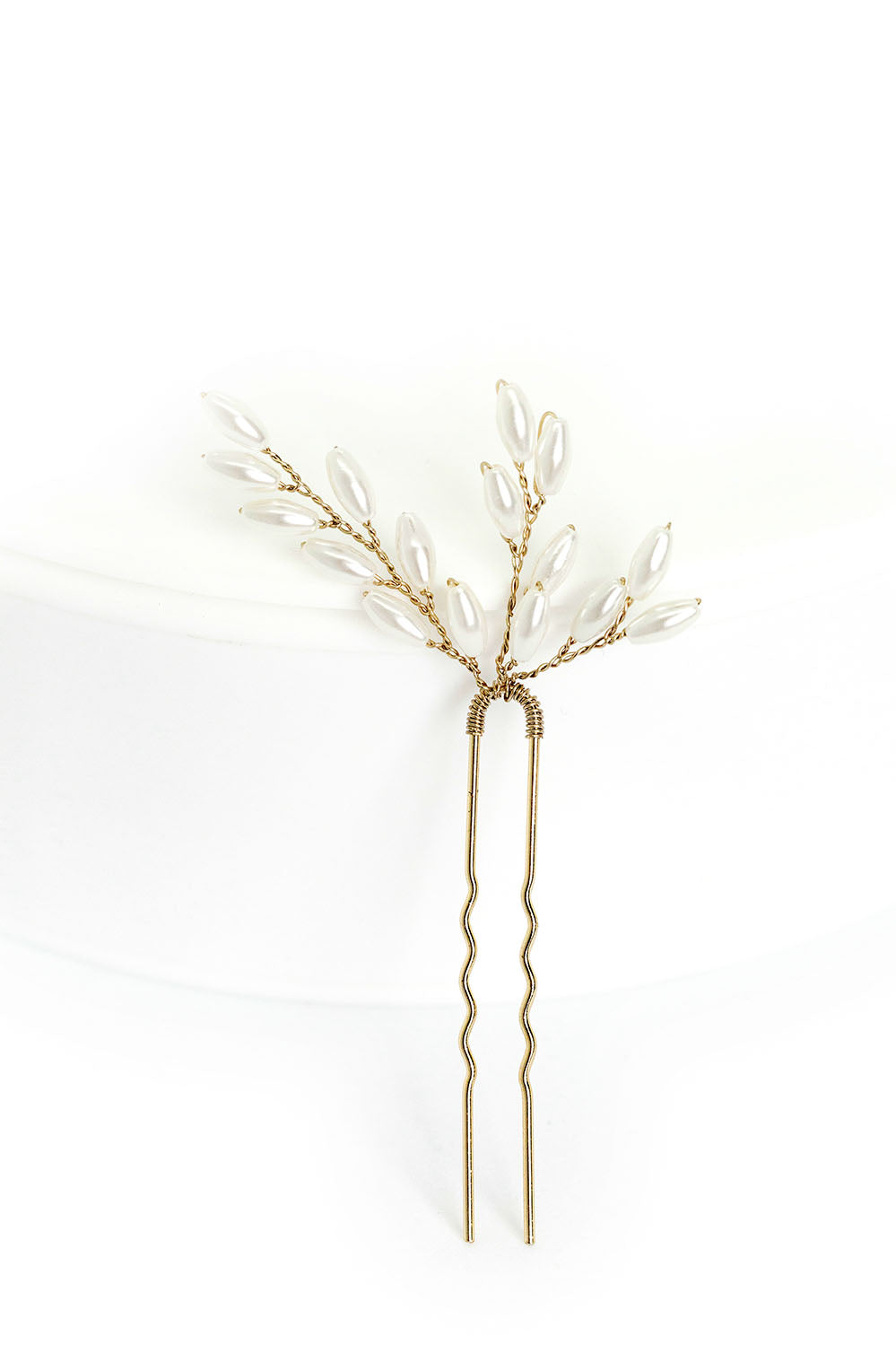 Ellie Pin - Elegant and Stylish Lapel Pin for Women | Perfect for Blazers, Scarves, and Bags | Great for Office, Parties, and Gifts