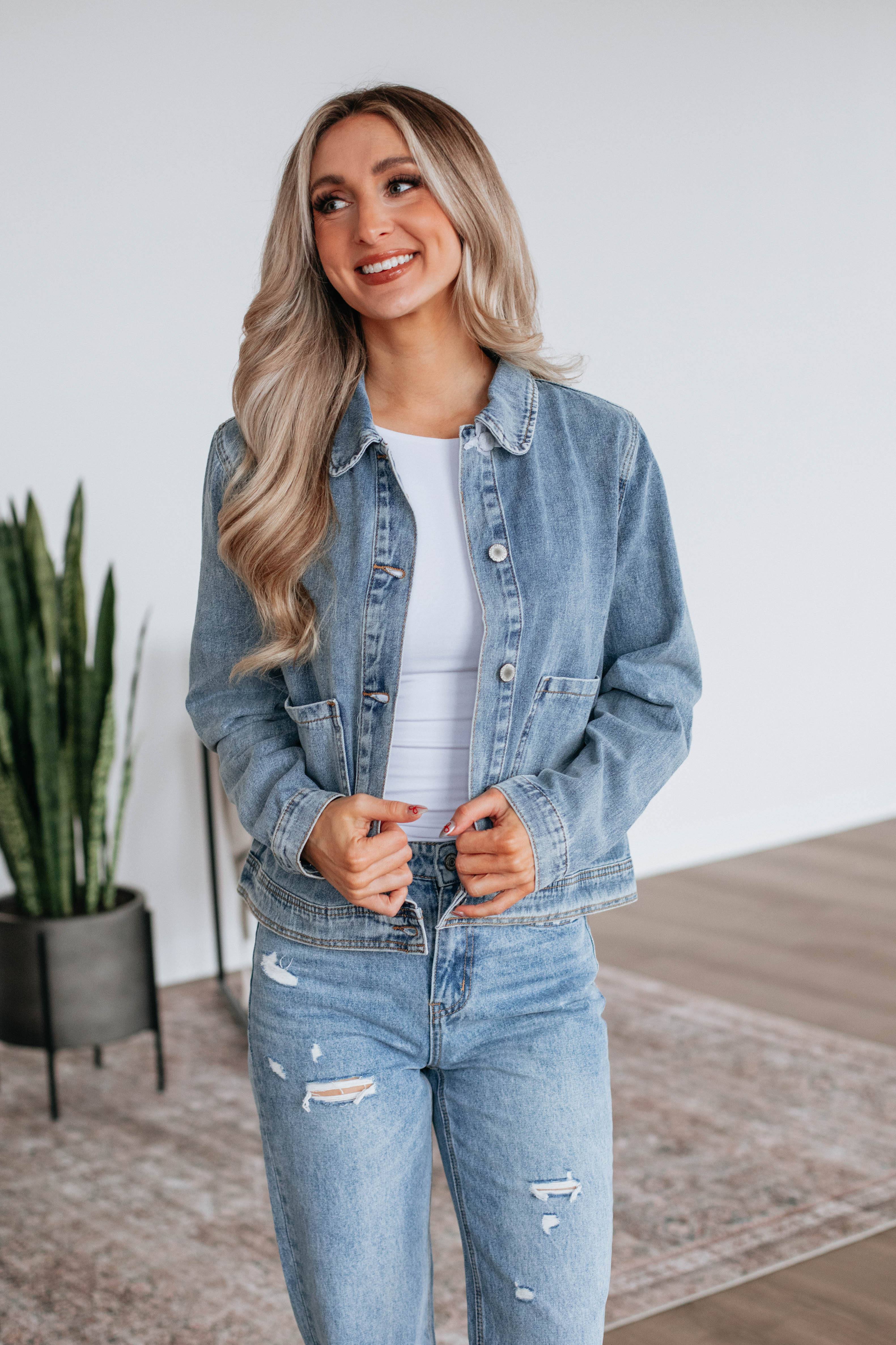Burke Denim Jacket for Men & Women | Vintage Style Distressed Denim Jacket | Perfect for Casual Outfits, Streetwear & Fall Layering