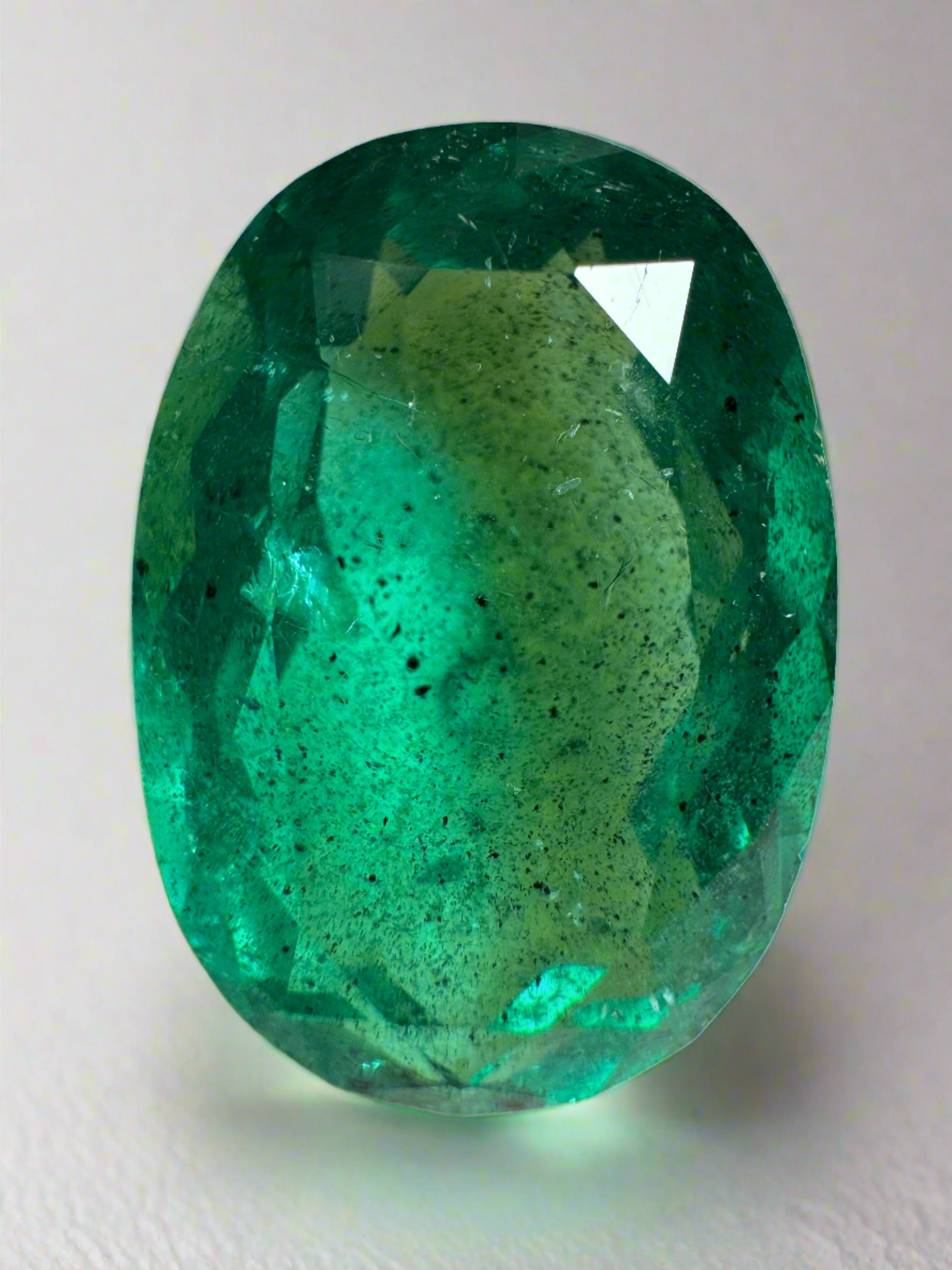 12.42 Carat Natural Colombian Emerald Gemstone - Oval Cut 18x13mm Loose Green Emerald for Jewelry Making, Engagement Rings & Collector's Gems