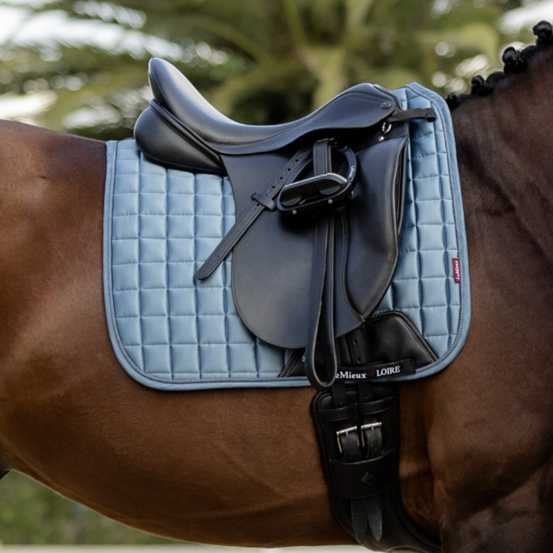 Premium LeMieux Suede Close Contact Square Saddle Pad for English & Dressage Riding - Comfortable & Non-Slip Equestrian Gear for Training & Competition