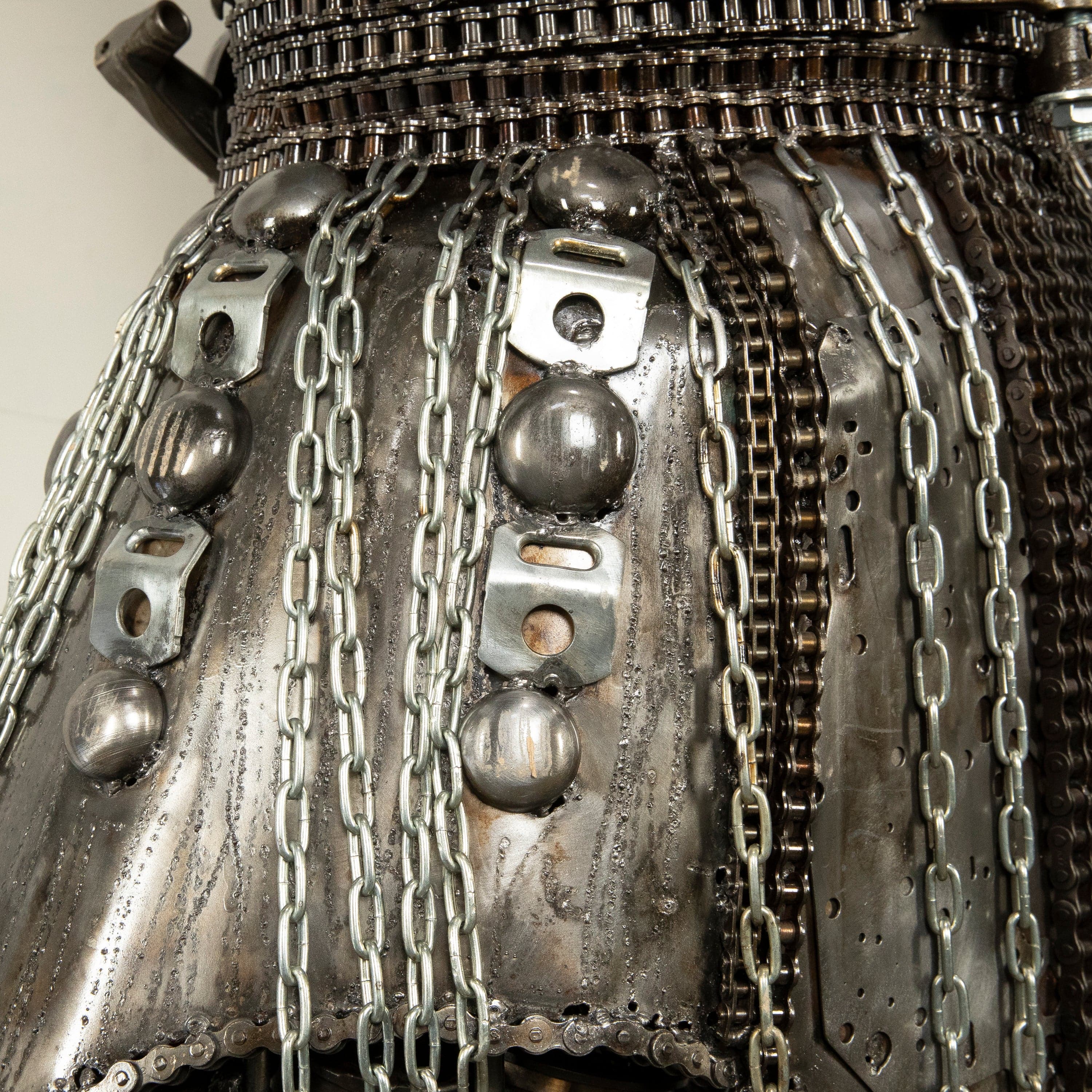 91 Knight Recycled Metal Art Sculpture - Handmade Medieval Knight Statue for Home Decor, Office & Garden - Unique Rustic Wall Art & Gift Idea for Men