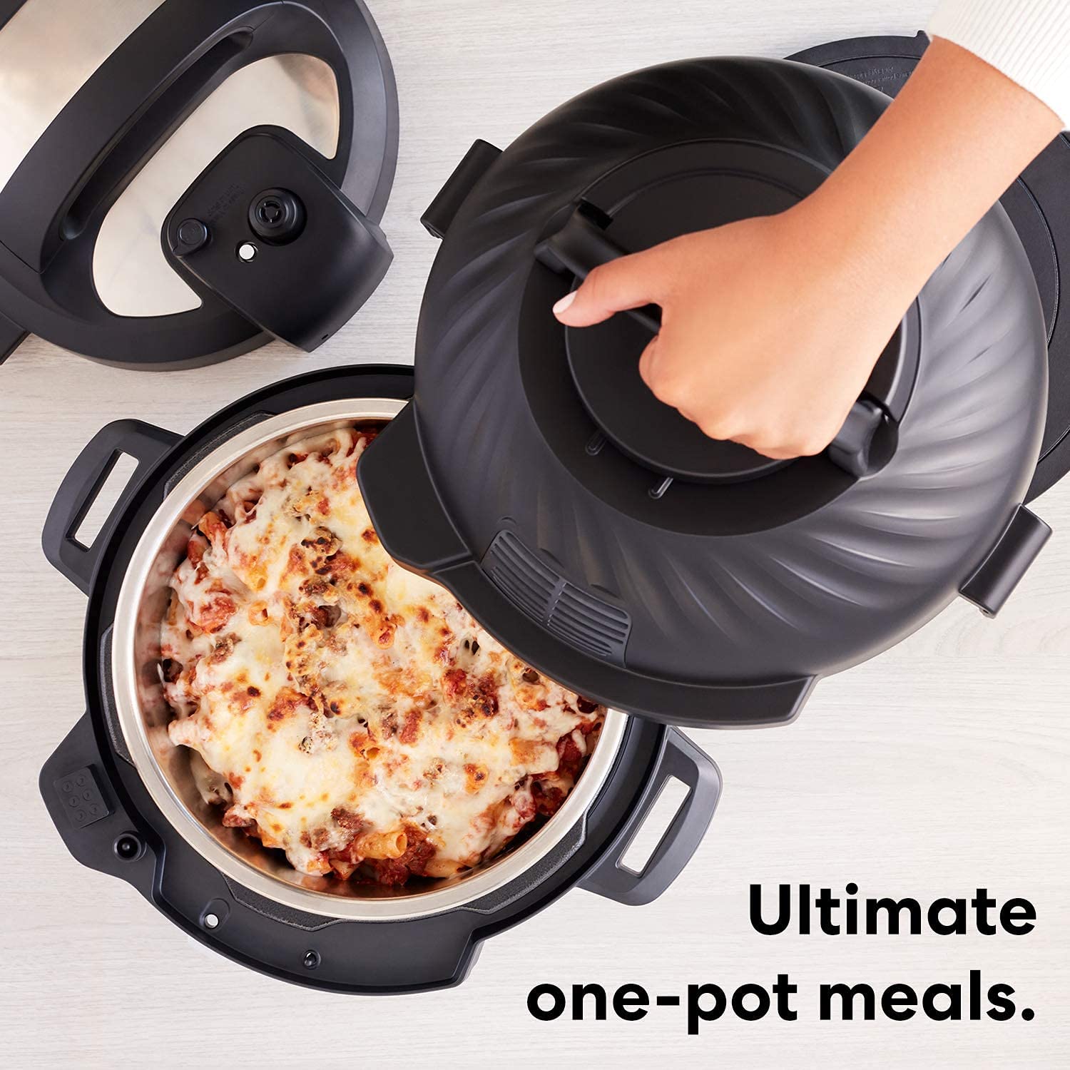 Instant Pot Duo Crisp 6Qt 11-in-1 Air Fryer & Electric Pressure Cooker Combo - Multi-Cooker for Air Frying, Steaming, Slow Cooking, Sautéing, Dehydrating | Includes Free App with 1300+ Recipes | Perfect for Family Dinners, Meal Prep & Healthy Cooking