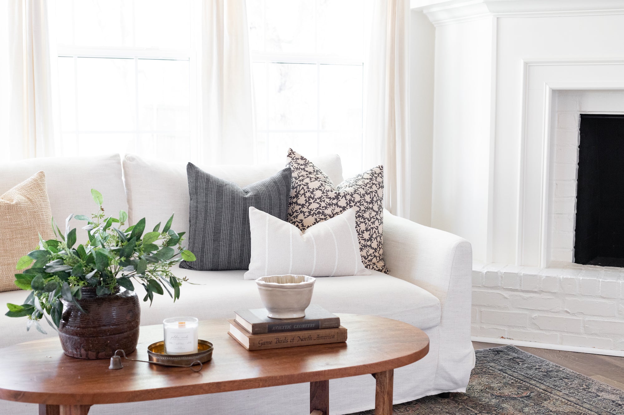 Premium Pillow Combination Set #156 - Soft & Supportive Bed Pillows for Side, Back & Stomach Sleepers - Perfect for Home, Hotel & Guest Room Comfort