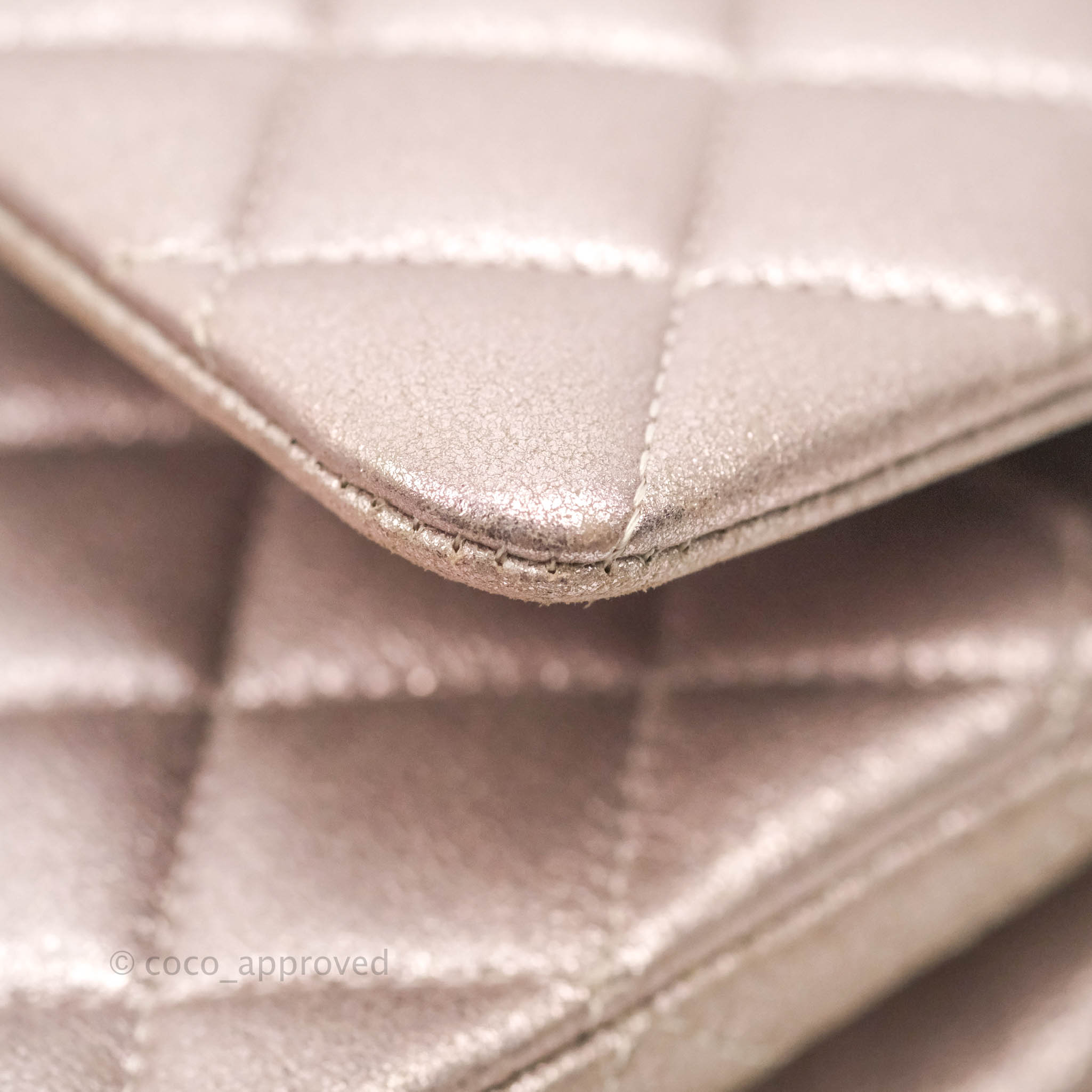 Chanel Classic M/L Medium Double Flap Bag in Rose Gold Pink Lambskin with Gold Hardware - Luxury Handbag for Women, Perfect for Parties, Weddings & Special Occasions