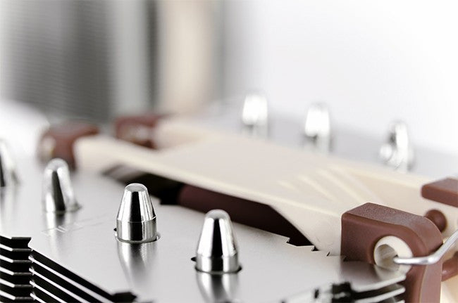 Noctua NH-D9DX i4 3U CPU Cooler - Premium Quiet Cooling for Intel LGA 2011 & AMD AM4 - Perfect for Compact Workstations & Home Servers