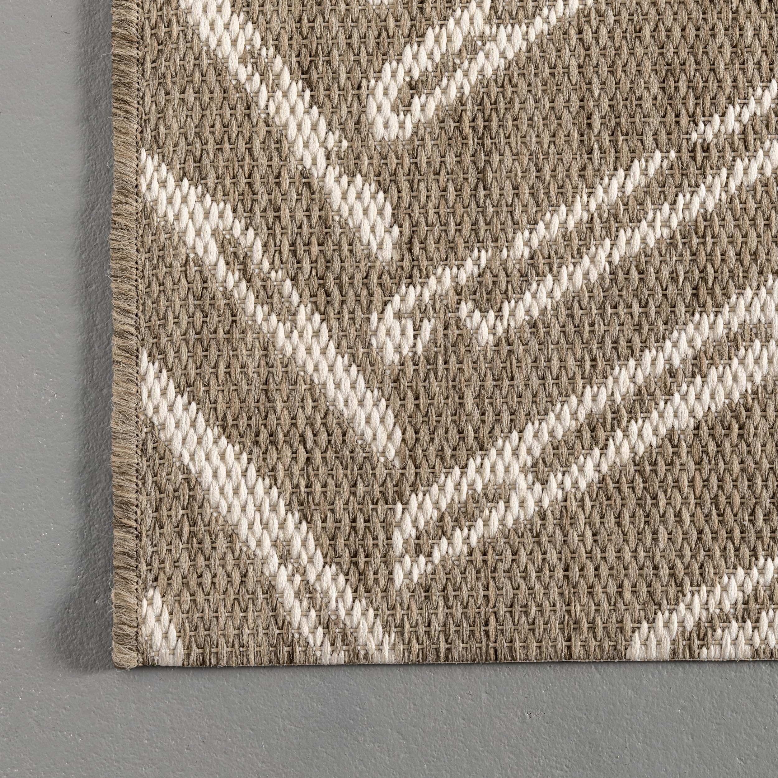 nuLOOM 6' x 9' Outdoor Performance Area Rug - OEKO-TEX Certified, Weather & Fade Resistant, High-Traffic Durable - Perfect for Patio, Deck, Balcony & Poolside Use