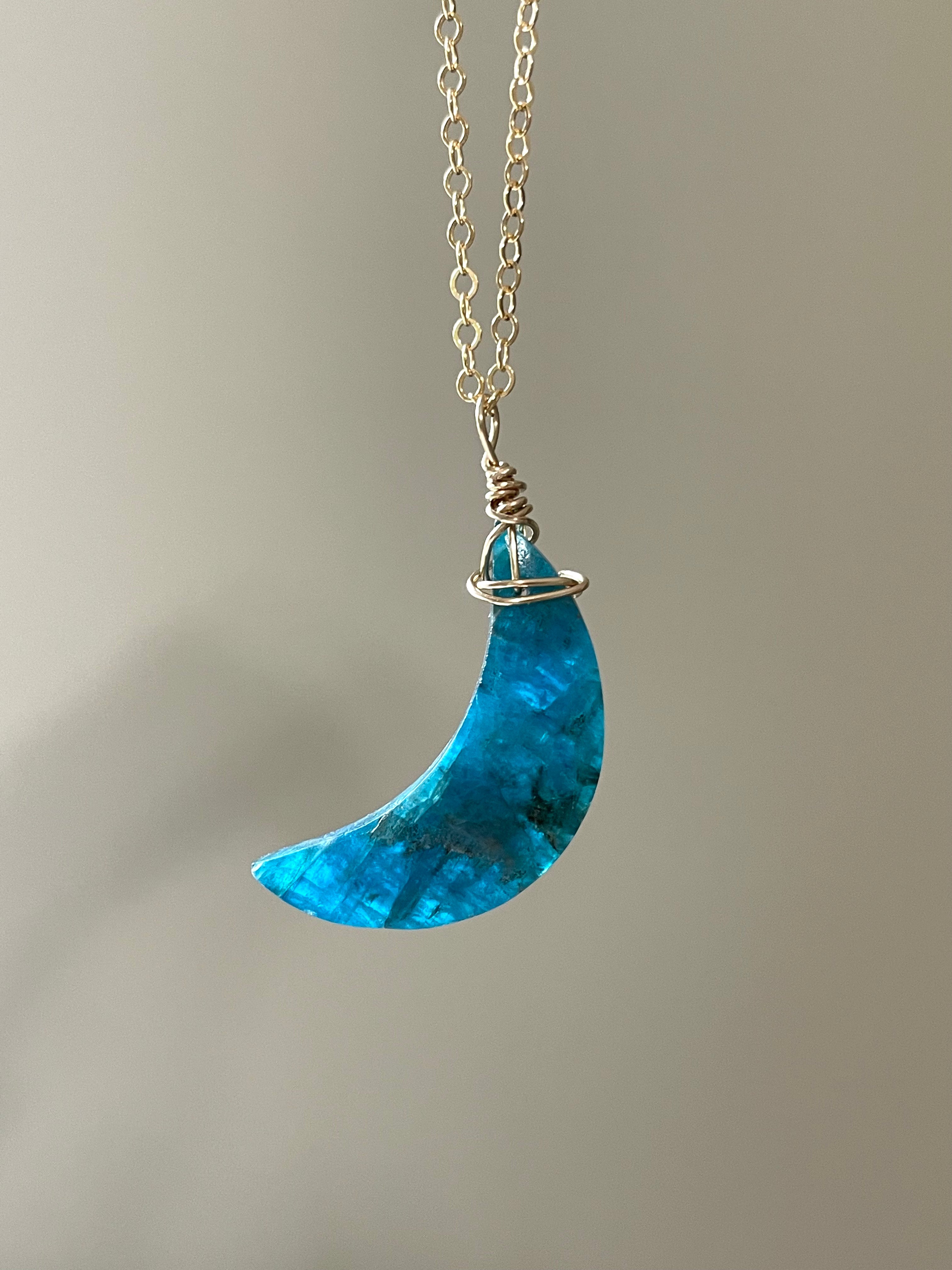 Natural Apatite Moonstone Necklace - Healing Crystal Jewelry for Women - Perfect for Meditation, Yoga & Spiritual Gifts