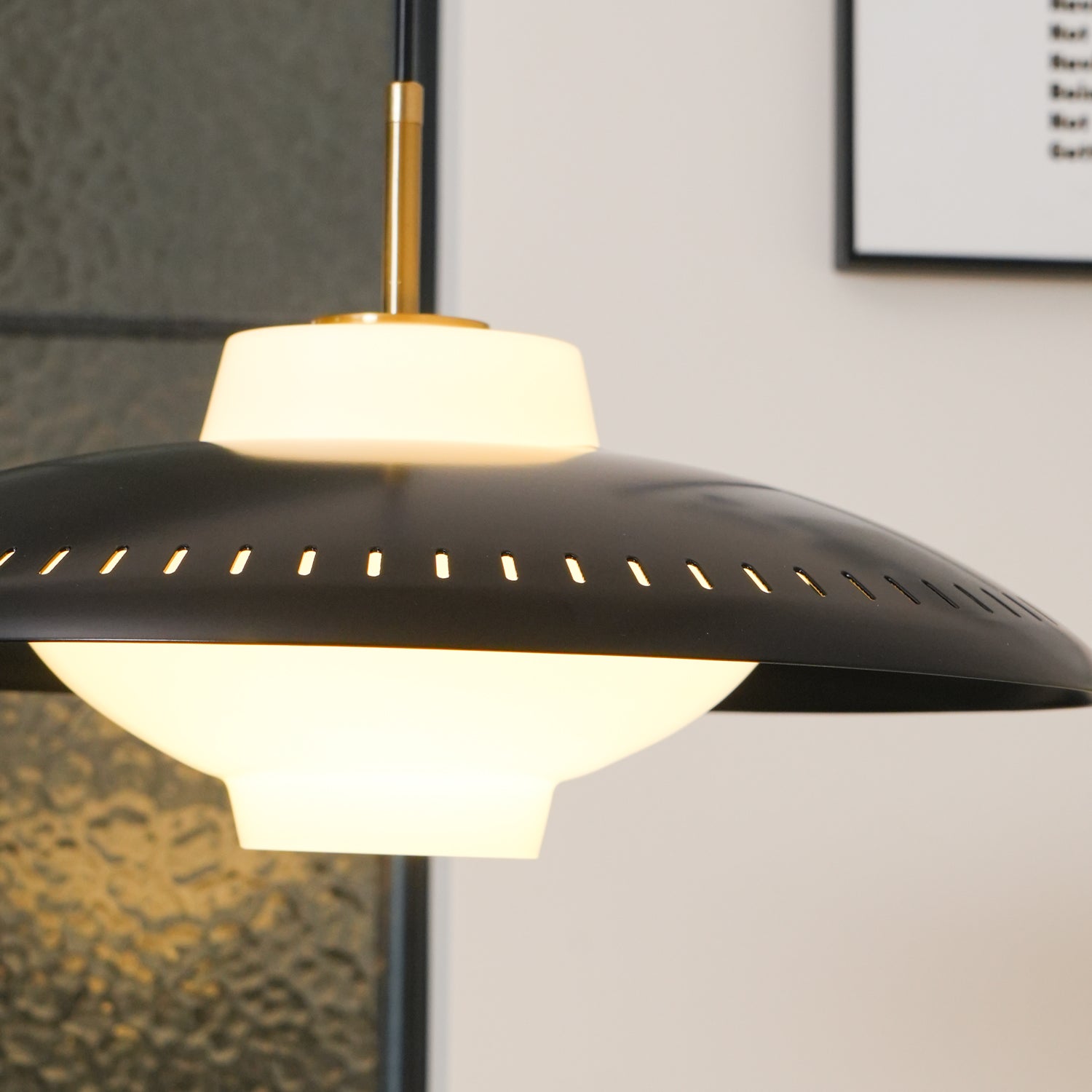 Alien Frisbee Pendant Light - Modern UFO-Inspired Hanging Lamp for Living Room, Bedroom & Dining Room Decor