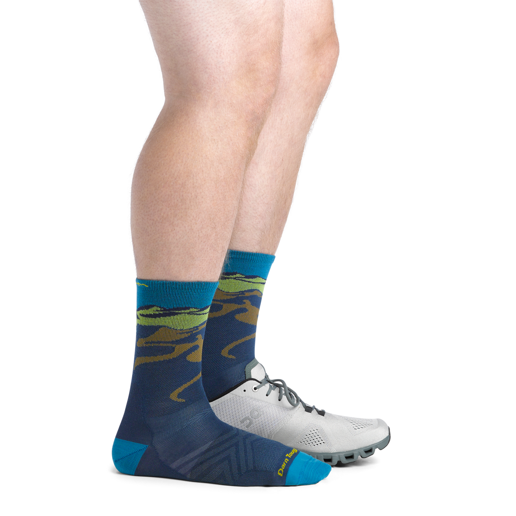 Darn Tough 1065 Ridge Runner Micro Crew Ultra Lightweight Running Socks for Men - Perfect for Hiking, Trail Running & Outdoor Adventures