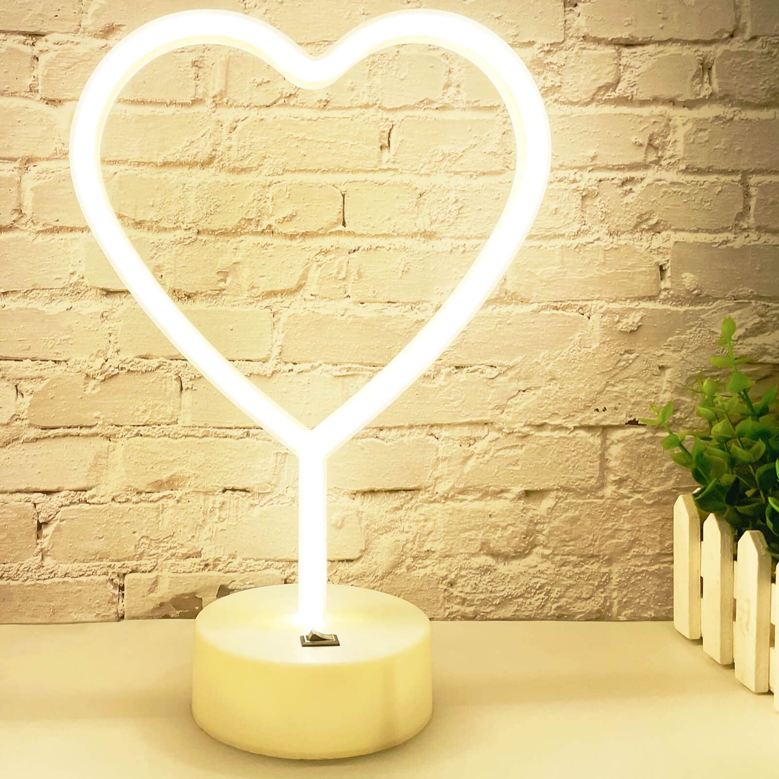 Heart Shaped LED Neon Light - USB/Battery Powered Romantic Bedroom Night Light with Base, Perfect for Valentine's Day Decor, Anniversary Gifts, Wedding Decorations & Cozy Bedroom Ambiance