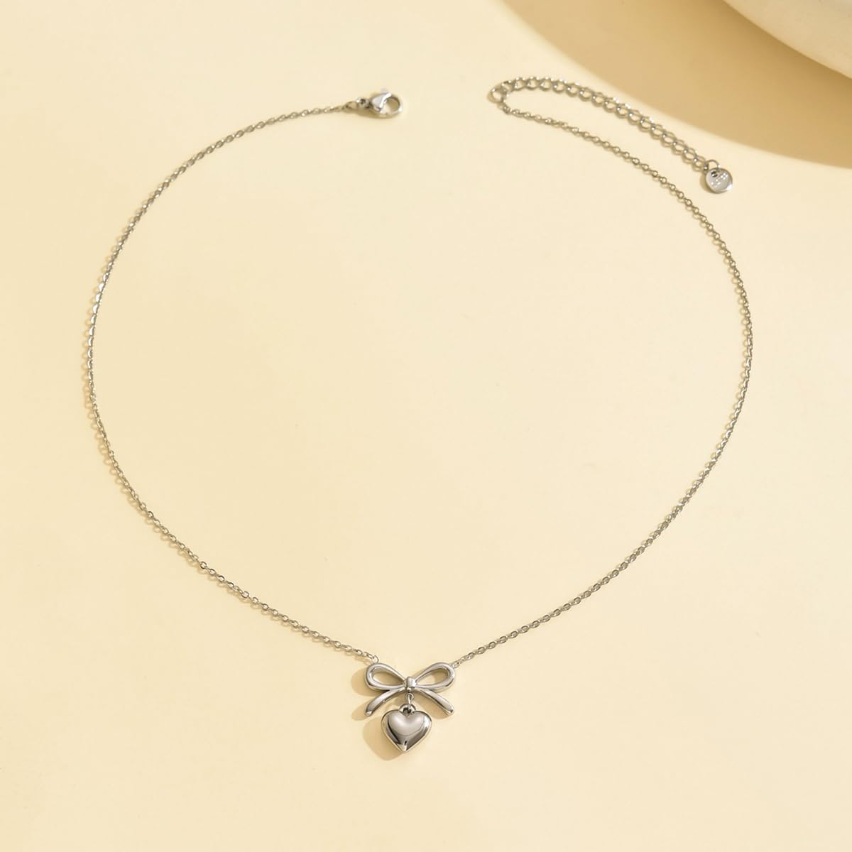 18K Gold Plated Bow Pearl Necklace - Elegant Jewelry for Women