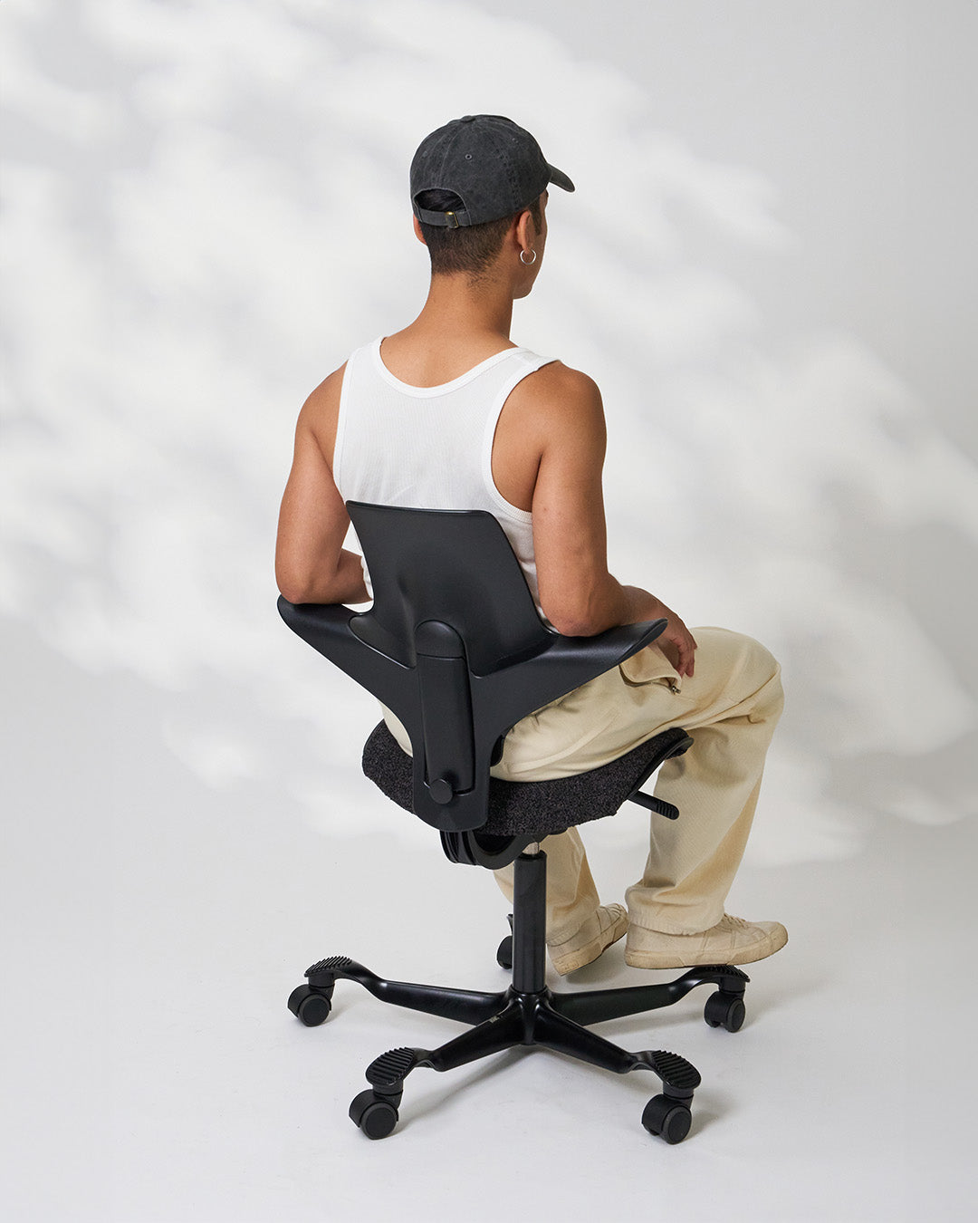HÅG Capisco Puls 8020 Ergonomic Office Chair - Black ZERO by Kvadrat - Modern Design Collection for Home & Workspace Comfort