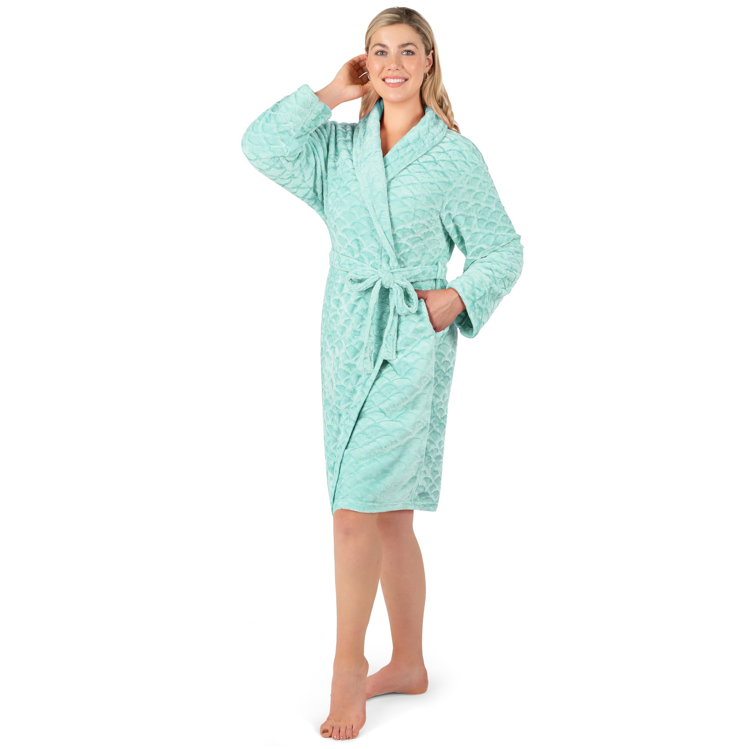 PAVILIA Women's Lightweight Plush Fluffy Short Robe - Soft Fuzzy Bathrobe with Pockets for Shower, Spa & Lounge Wear - Cozy Home & Travel Robe