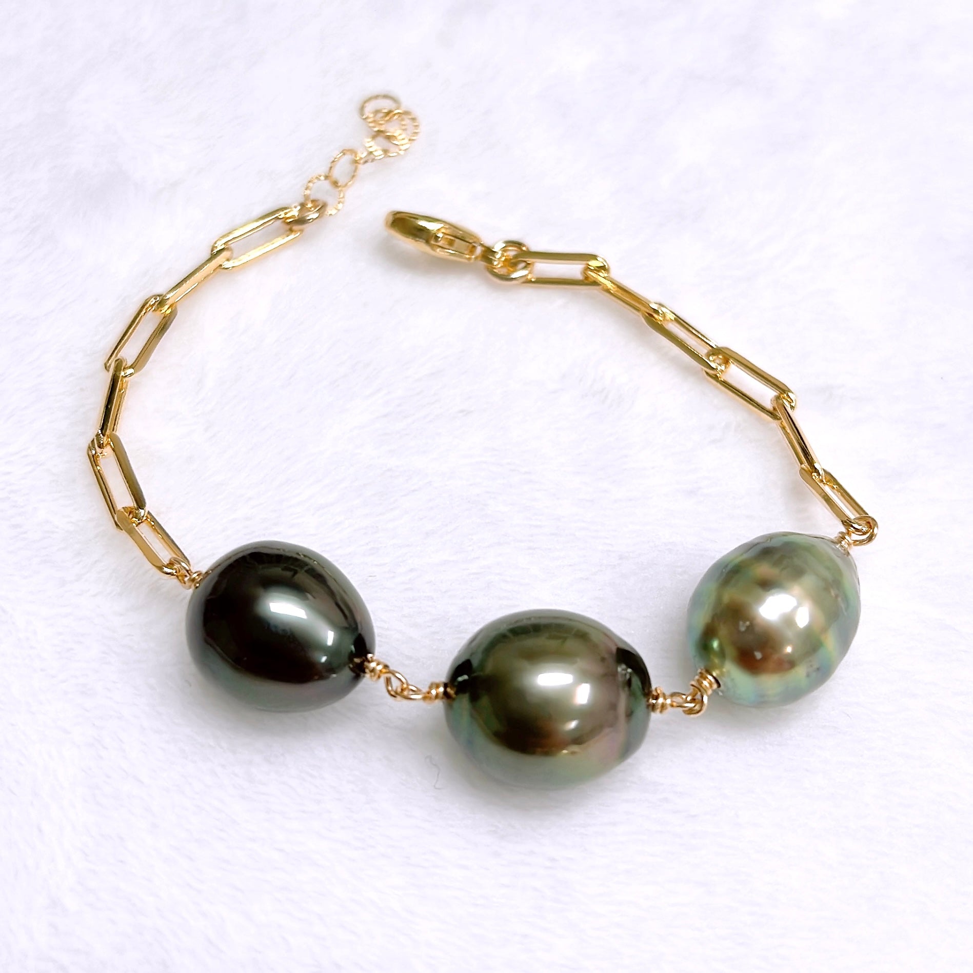 LYLIA Ombré Tahitian Pearl Bracelet (B570) - Elegant Jewelry for Women, Perfect for Weddings, Parties & Special Occasions