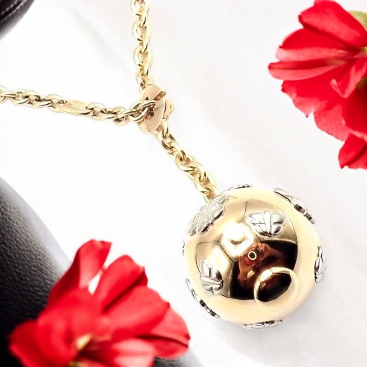 Authentic Bvlgari 18k Yellow Gold Butterfly Globe Pendant Necklace with Chain - Elegant Jewelry Gift for Women, Perfect for Parties & Special Occasions