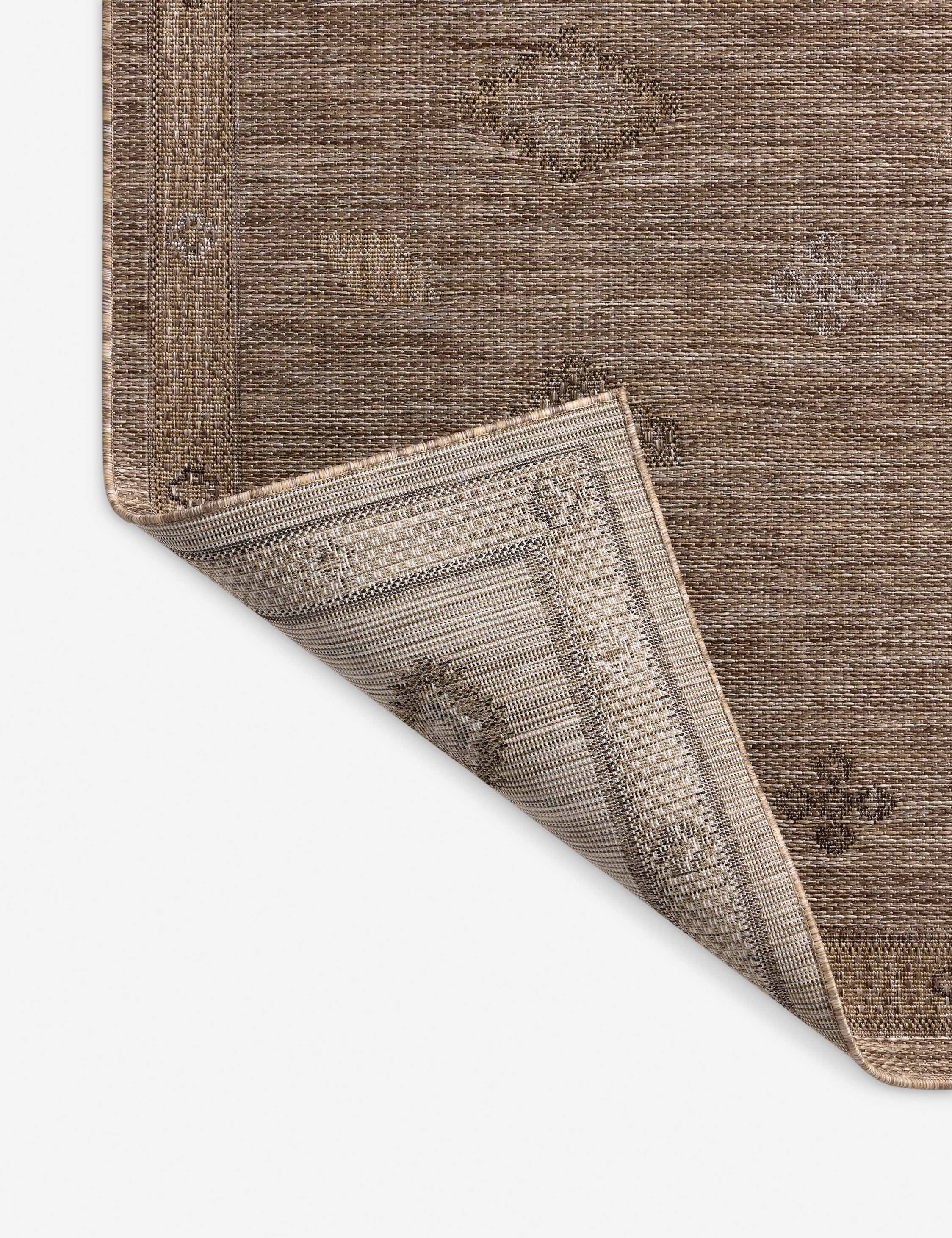 Premium Cortina Indoor/Outdoor Rug - Waterproof, Non-Slip, UV Resistant - Perfect for Patio, Deck, Poolside & Living Room Decor