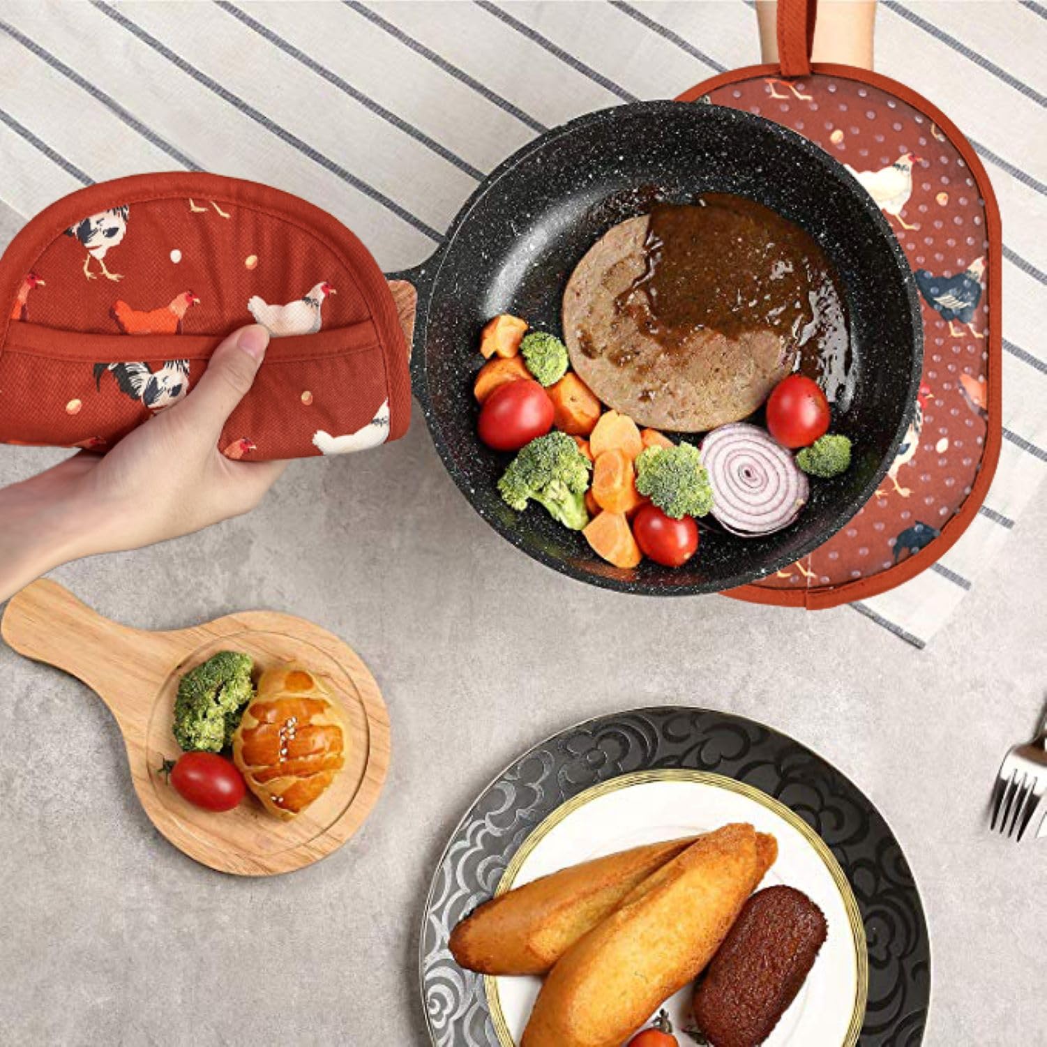 Heat Resistant Silicone Pot Holders Set of 2 - 500°F Oven Mitts with Cotton Lining for Cooking & Baking | Non-Slip Kitchen Potholders for Hot Pans, Grilling & Serving (Rooster Design)