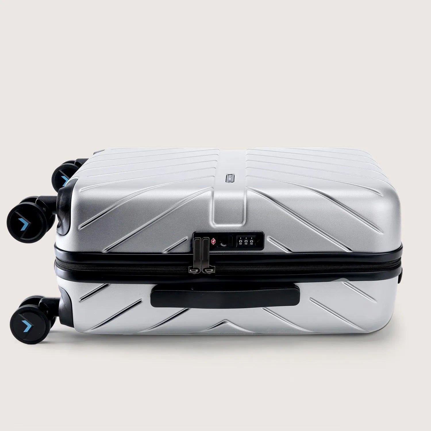 Daren 16-20 Inch Lightweight Hardside Carry On Luggage - Perfect for Air Travel, Business Trips & Weekend Getaways