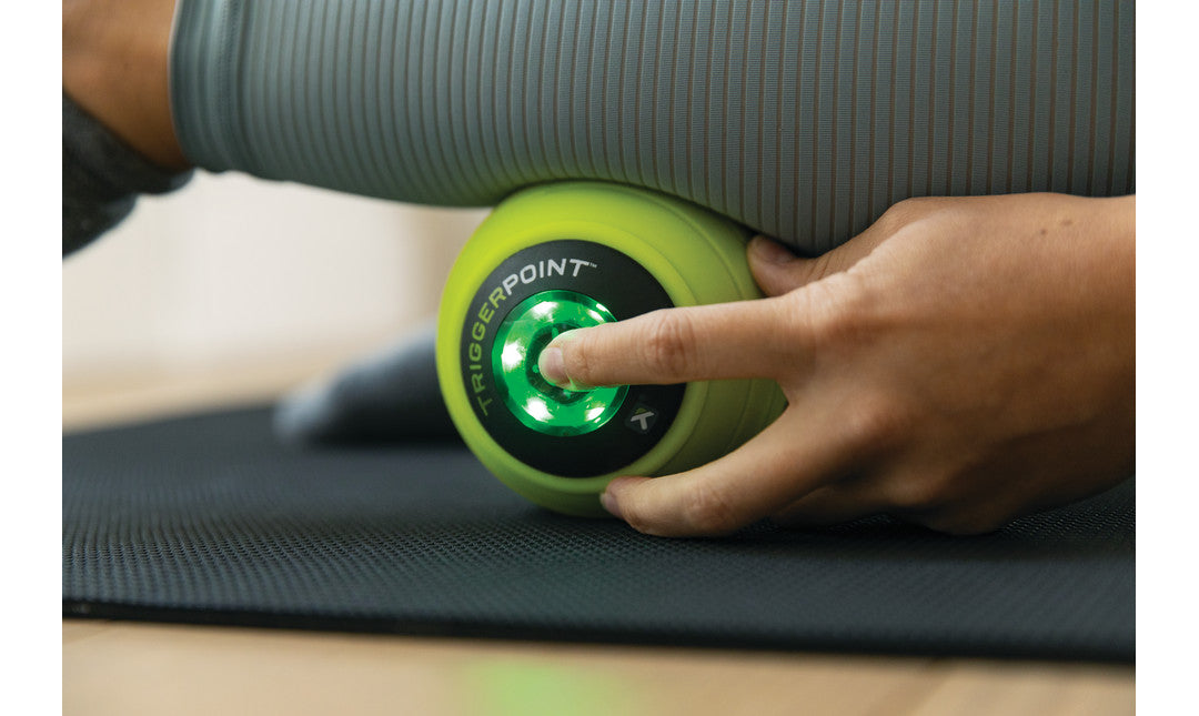 TriggerPoint MB Vibe Massage Ball - Deep Tissue Muscle Therapy for Athletes & Recovery - Portable Foam Roller Alternative for Back, Neck, Shoulder Pain Relief - Perfect for Gym, Yoga & Post-Workout Recovery