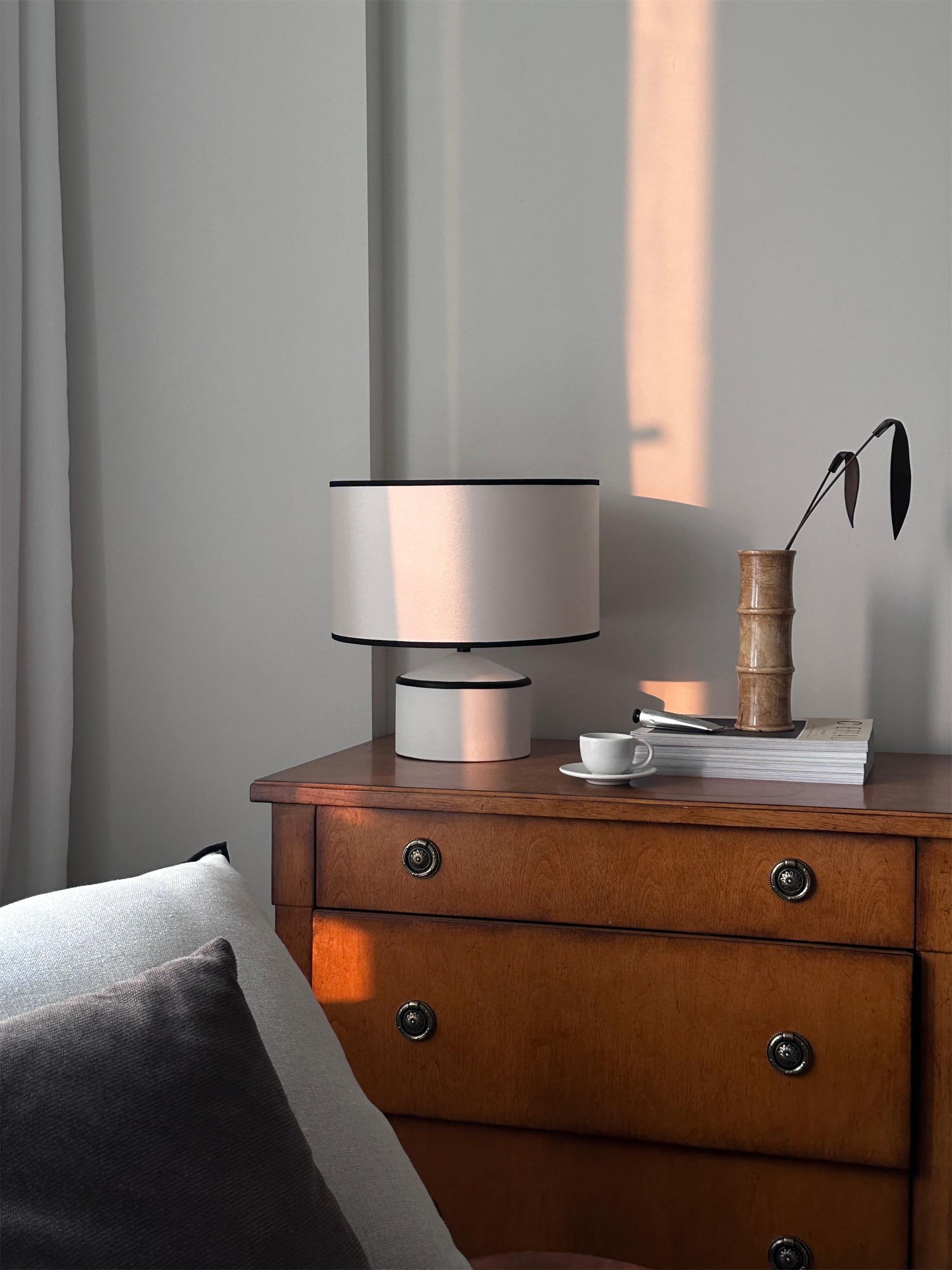 Modern Cyls Table Lamp - Adjustable LED Desk Light with USB Port for Home Office, Bedroom & Study - Perfect for Reading, Working & Nightstand Lighting