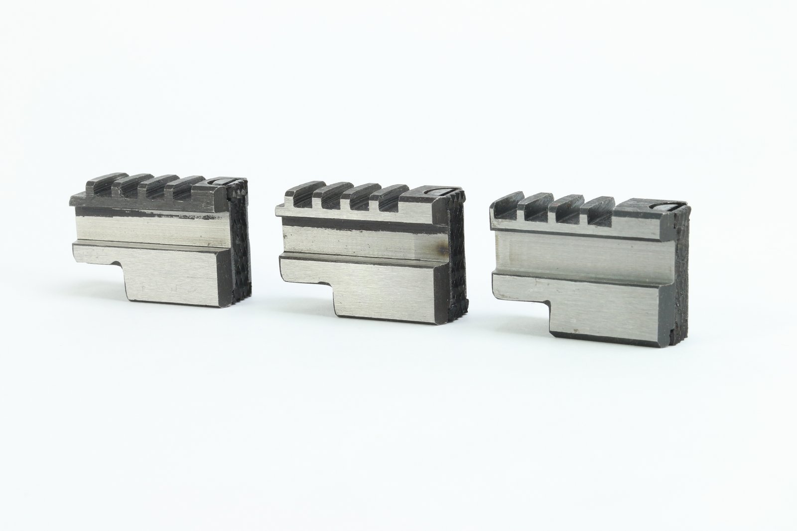 Steel Dragon Tools 1215 Chuck Jaws & Inserts for Pipe Threading Machine - Replacement Parts for Plumbing & Pipe Fitting - Perfect for Professional Plumbers & DIY Home Repairs