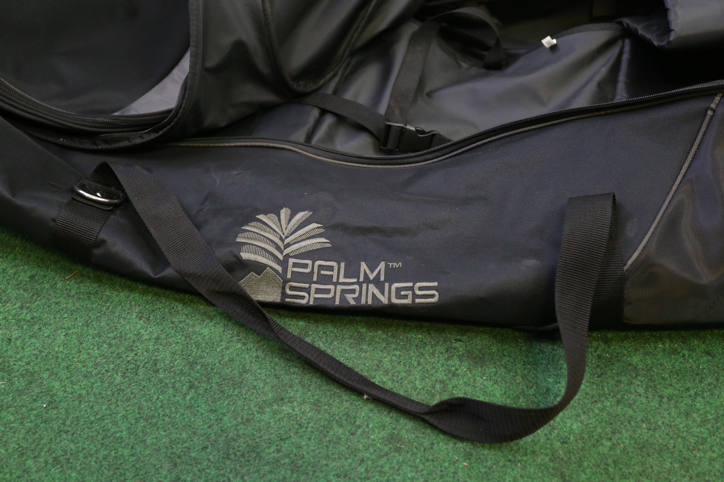 Premium Golf Travel Bag with Wheels - Durable Hard Shell Case for Golf Clubs - Perfect for Air Travel, Tournaments & Golf Vacations