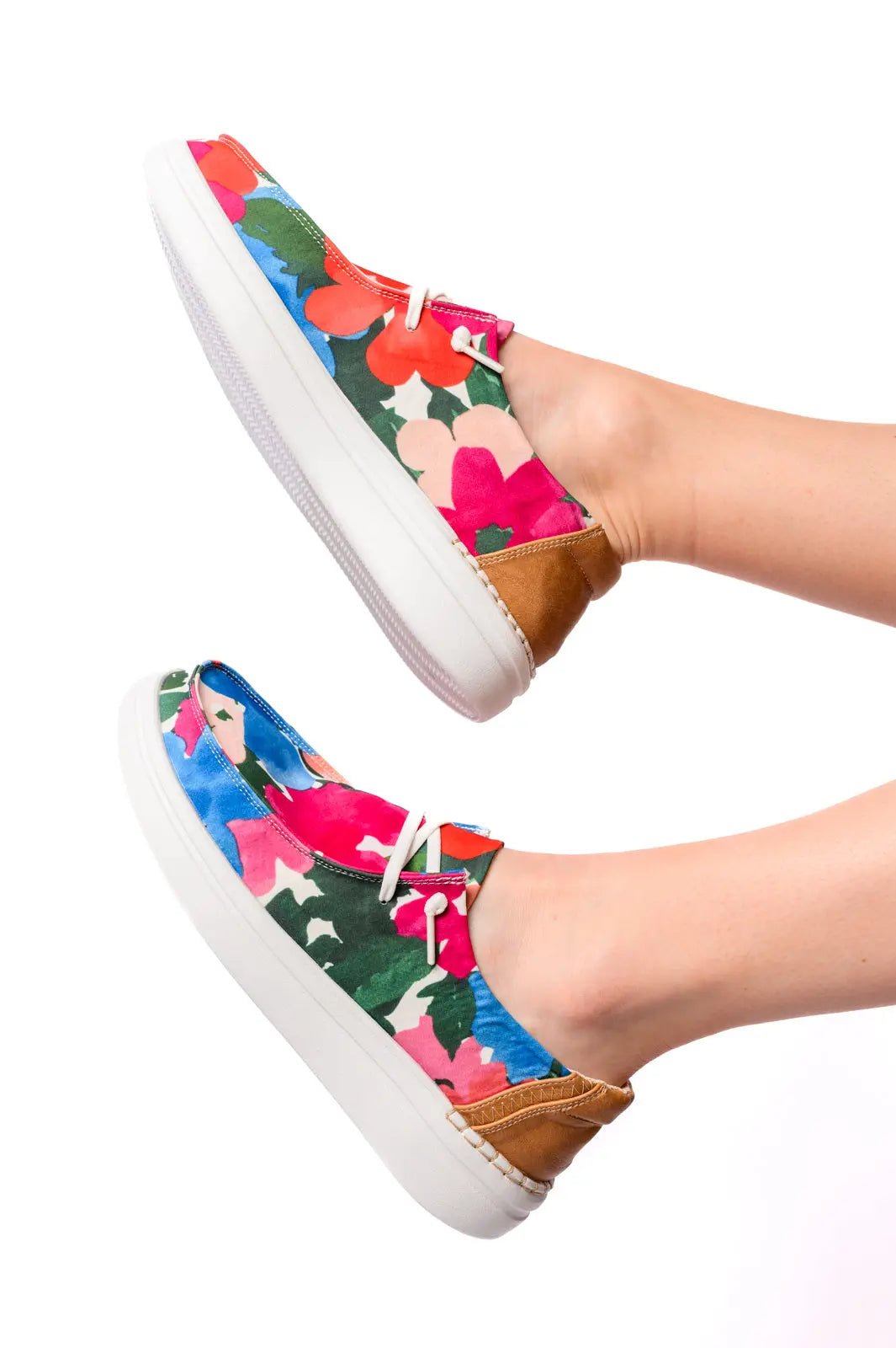 Floral Print Kayak Shoes for Men & Women - Lightweight Water Shoes for Kayaking, Boating, and Beach Activities - Non-Slip Quick-Dry Aqua Shoes