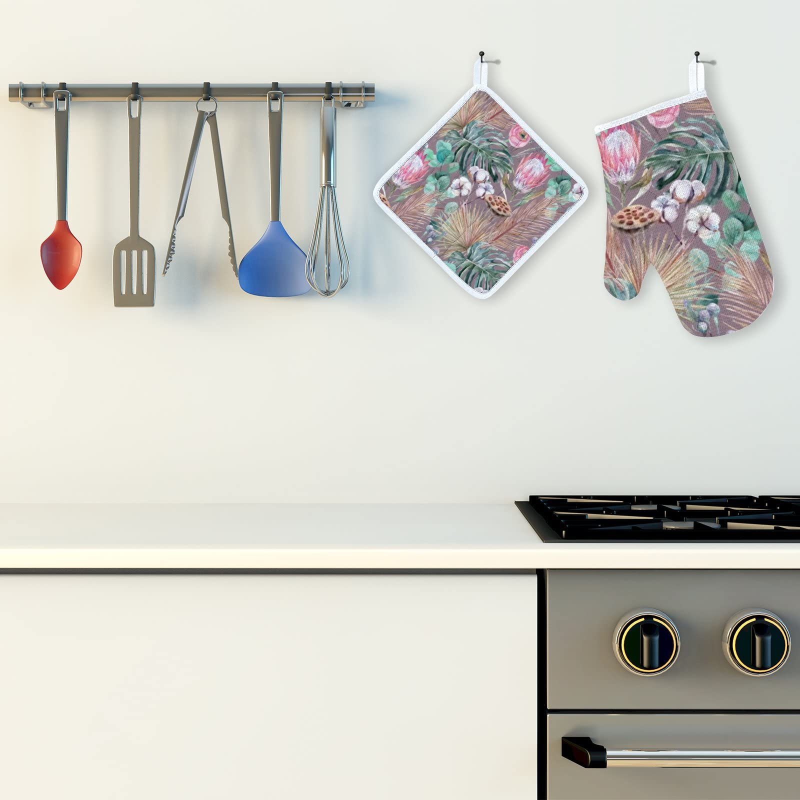 Boho Style Heat Resistant Oven Mitts & Pot Holders Set - 2 Pcs Tropical Floral Print Kitchen Gloves with Non-Slip Surface & Soft Cotton Lining for Cooking, Baking, Grilling, BBQ - Perfect for Home Chefs & Outdoor Entertaining