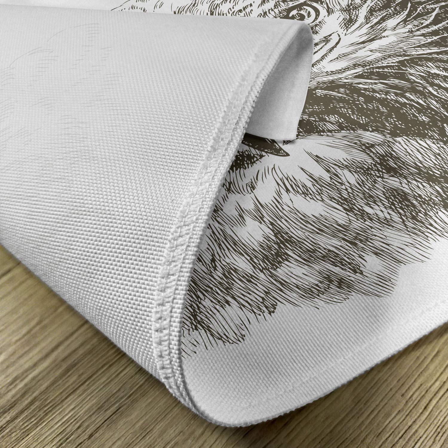 Ambesonne Eagle Place Mats Set of 4 - Monochrome Wildlife Predator Bird Art Print, Washable Fabric Table Mats for Dining Room & Kitchen Decor (Black & White) | Perfect for Nature-Themed Dinner Parties & Rustic Home Decor