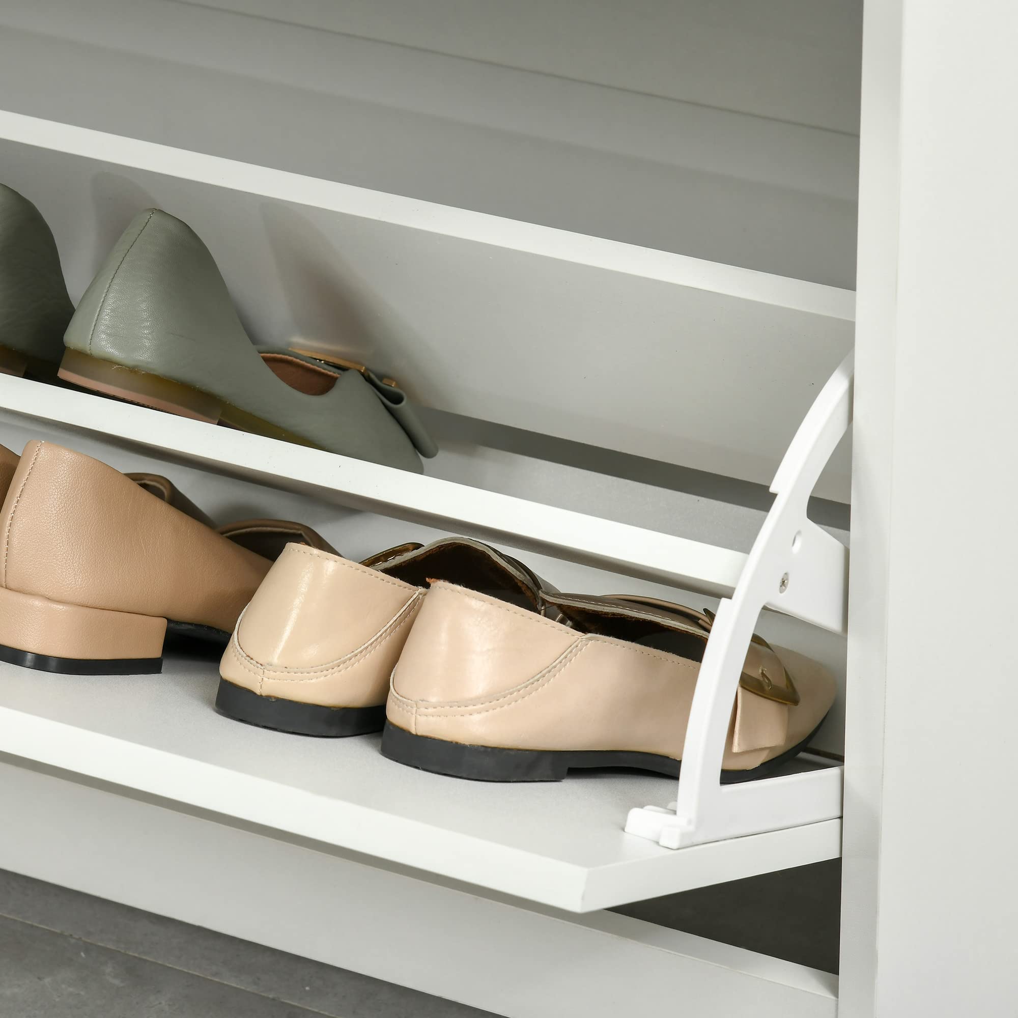 HOMCOM 3-Drawer Shoe Cabinet with 2 Flip Doors - Adjustable Shelf Freestanding Shoe Organizer for Entryway, Holds 16 Pairs of Shoes, Modern White Storage Rack - Perfect for Small Spaces, Apartments & Closet Organization