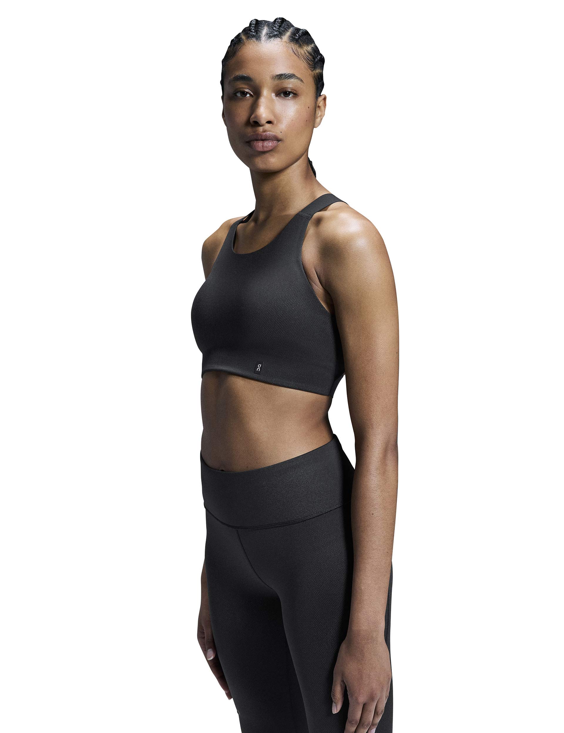 Performance Bra Lumos - High Support Sports Bra for Running & Yoga - Black | Comfortable & Breathable Workout Top for Women
