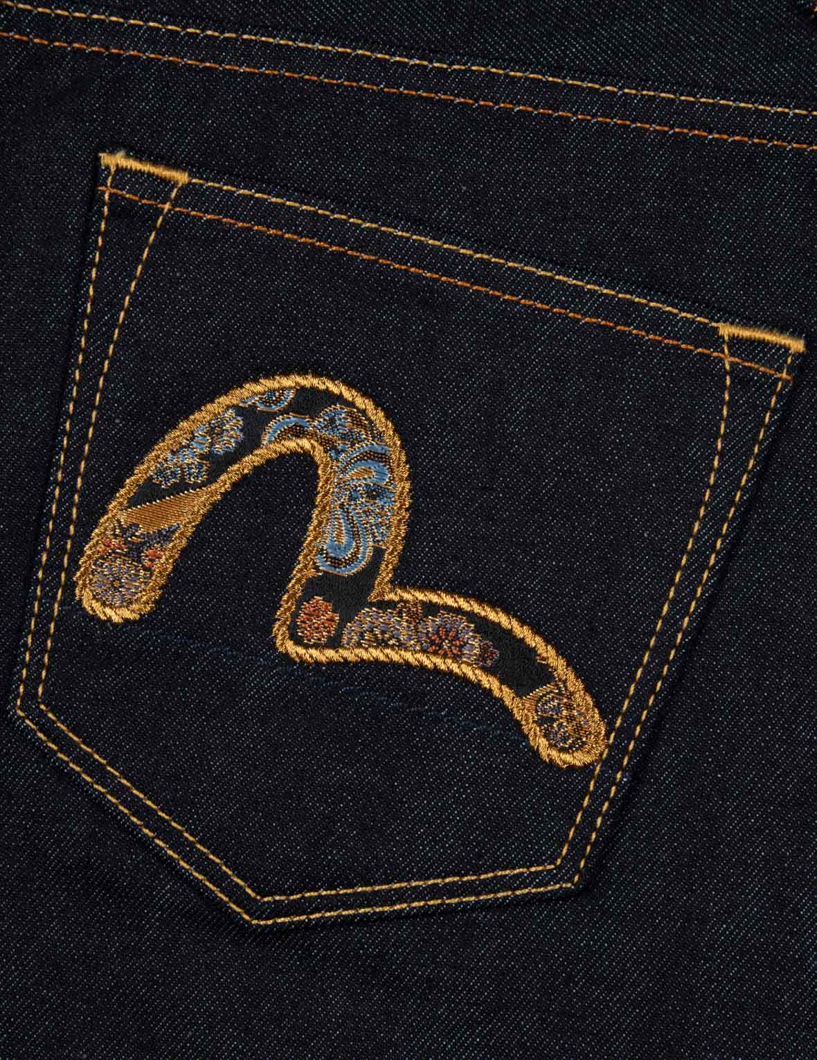 Stylish Brocade Appliqué Seagull Relaxed Fit Jeans for Women - Comfortable & Trendy Casual Denim Pants for Everyday Wear, Outings, and Street Fashion