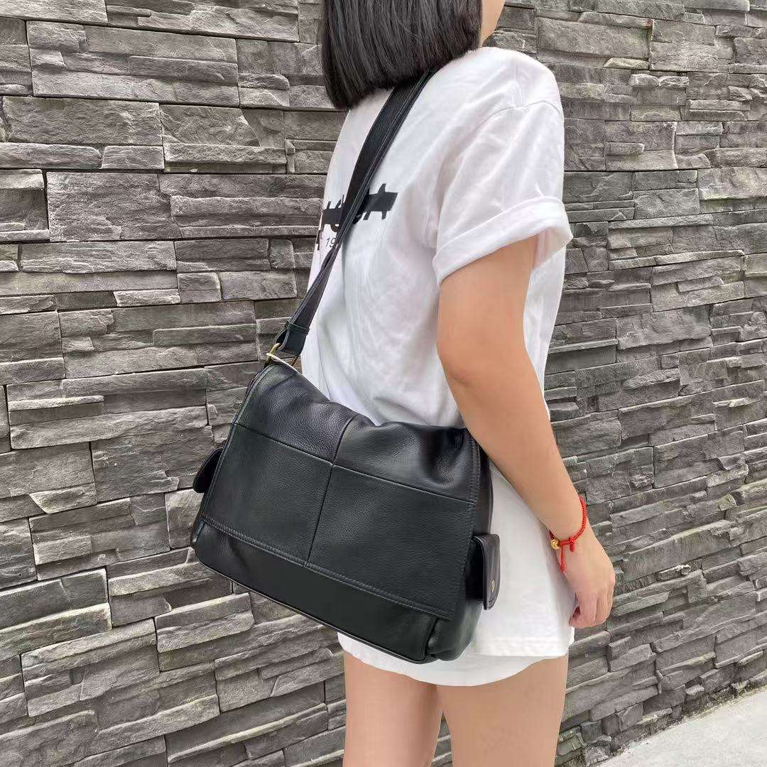 Stylish Genuine Leather Messenger Bag for Men & Women - Perfect for Work, Travel & Everyday Use