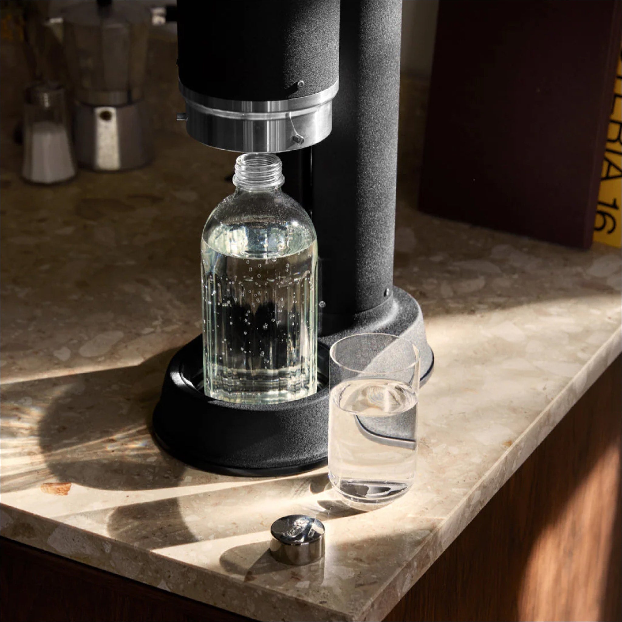 AARKE Carbonator Pro - 800mL Glass Bottle for Sparkling Water & Soda | Home, Office & Outdoor Use
