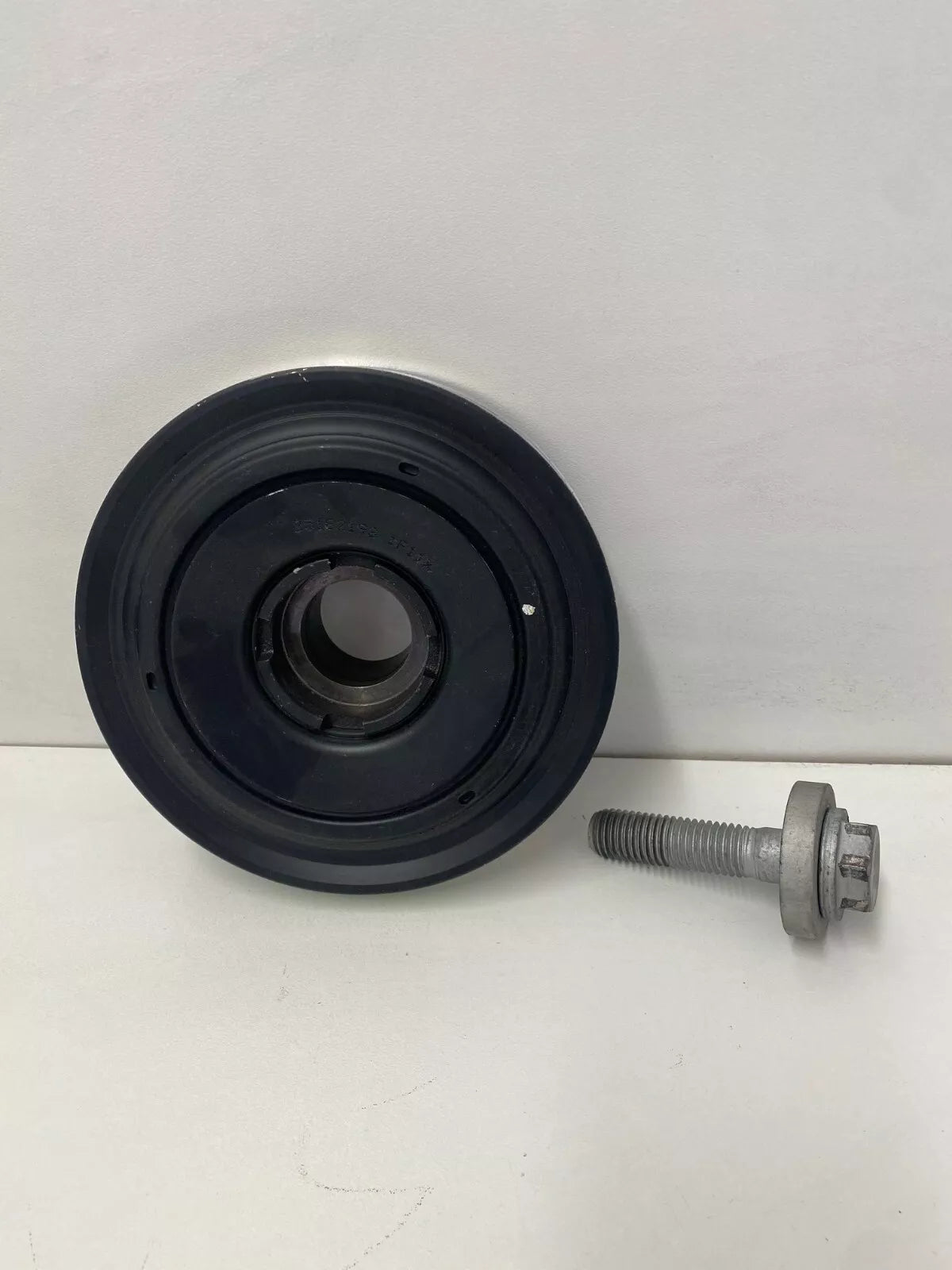 Genuine Holden Cruze & Captiva Diesel Engine Harmonic Balancer & Bolt Kit - Replacement Part for Smooth Engine Performance | Perfect for DIY Auto Repair & Maintenance