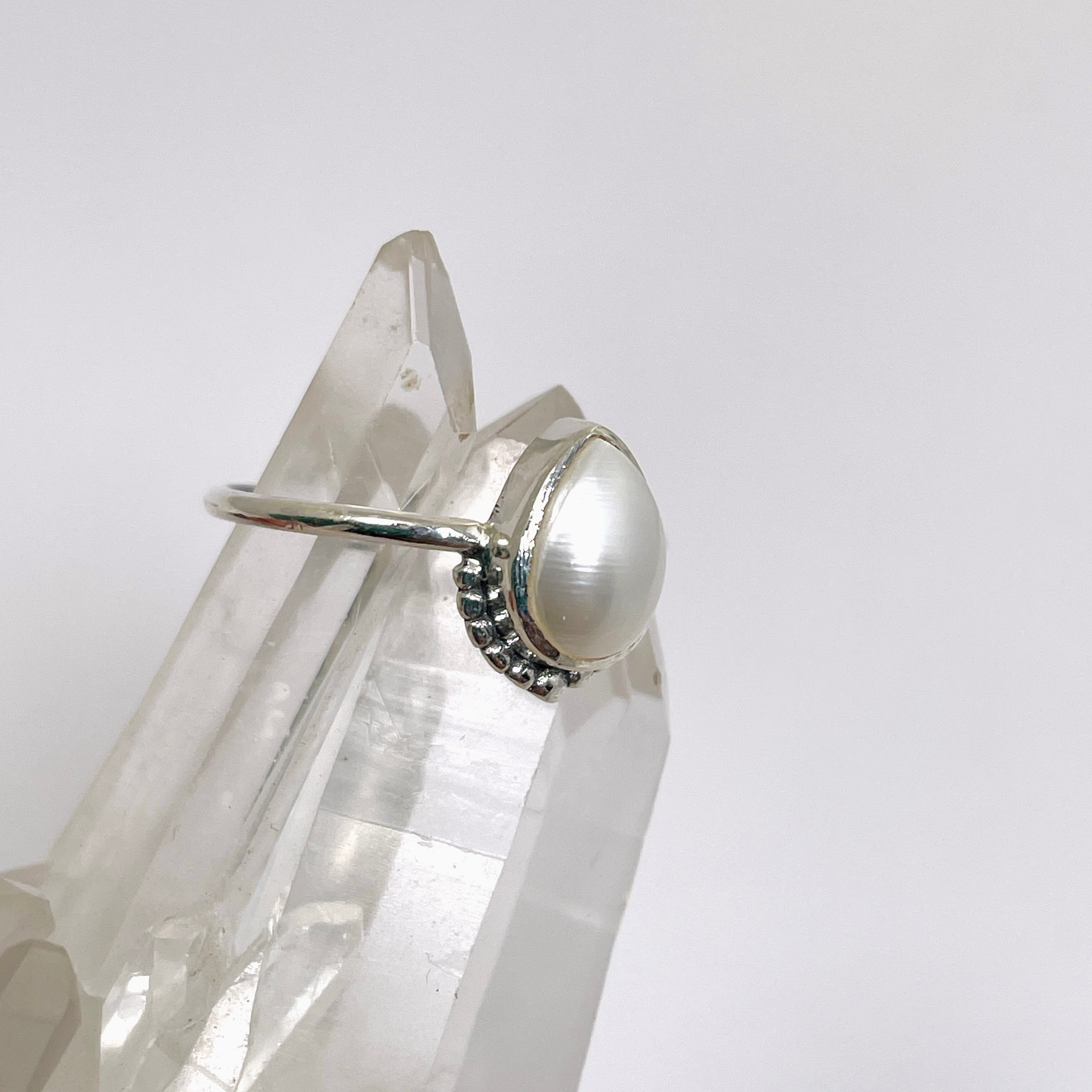 Pearl Teardrop Fine Band Ring - Elegant 925 Sterling Silver Dainty Jewelry for Women - Perfect for Weddings, Anniversaries & Special Occasions