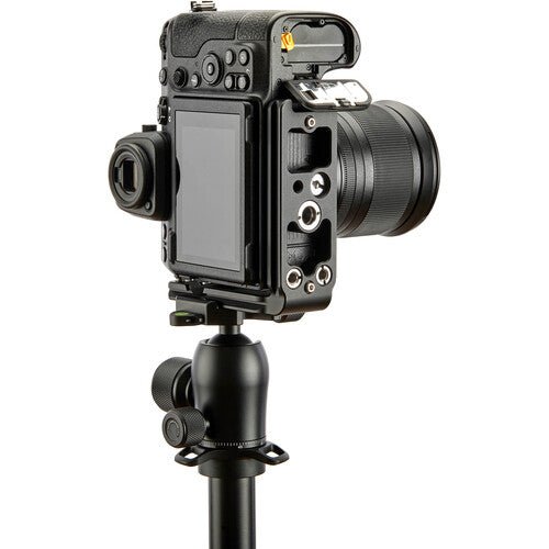3 Legged Thing Zooey QD L Bracket for Nikon Z8 (Darkness) - Quick Release Camera Mount for Nikon Z8 DSLR - Perfect for Landscape, Portrait & Studio Photography