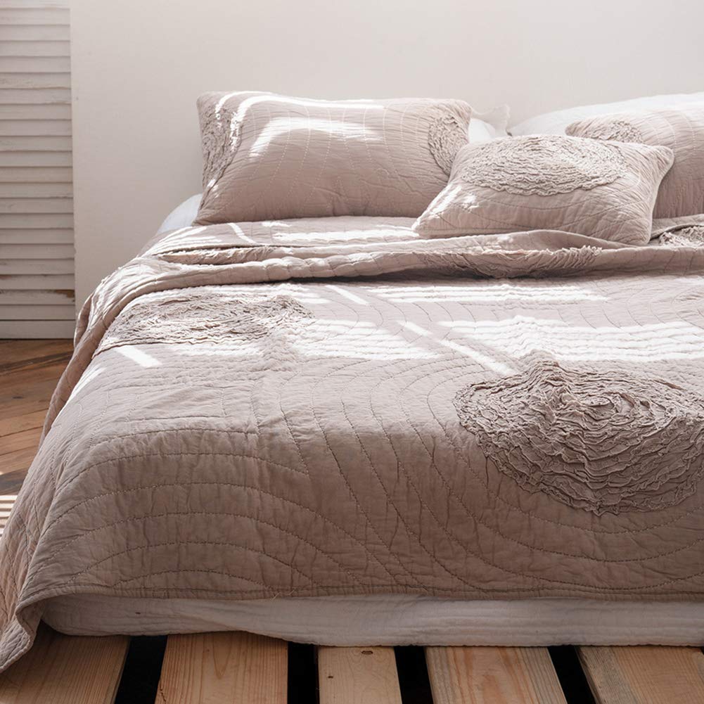 VCTOPS 3-Piece Boho Cotton Quilted Bedspread Set - Queen Size Farmhouse Style Geometric Pattern Solid Color Coverlet Bedding for Cozy Bedroom Decor | Perfect for Guest Rooms, Master Bedrooms & Dorm Rooms