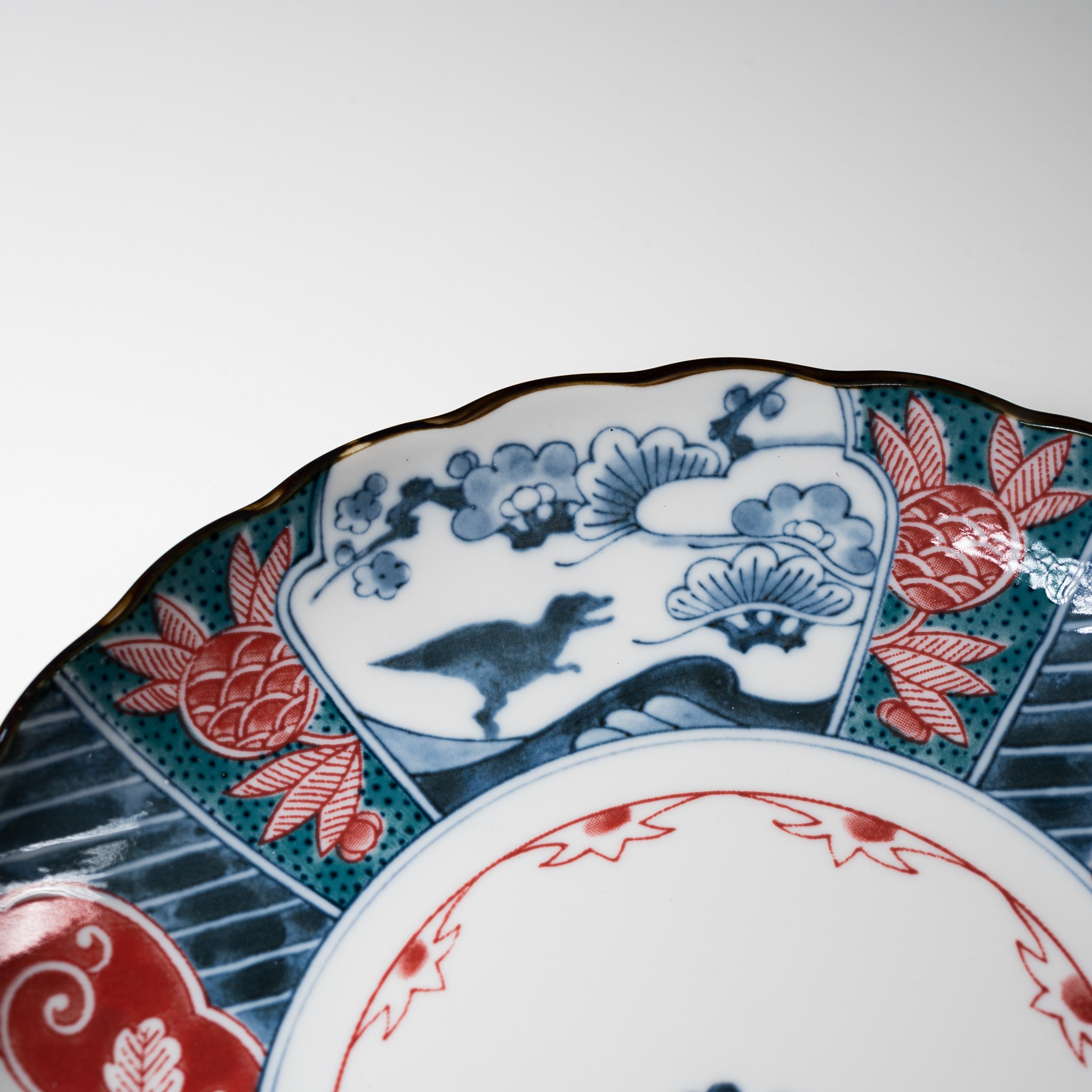**Mino Ware Wagara Dinosaur Plate 23cm - Japanese Ceramic Dinosaur Design Dinner Plate - Perfect for Kids, Themed Parties & Unique Home Decor**