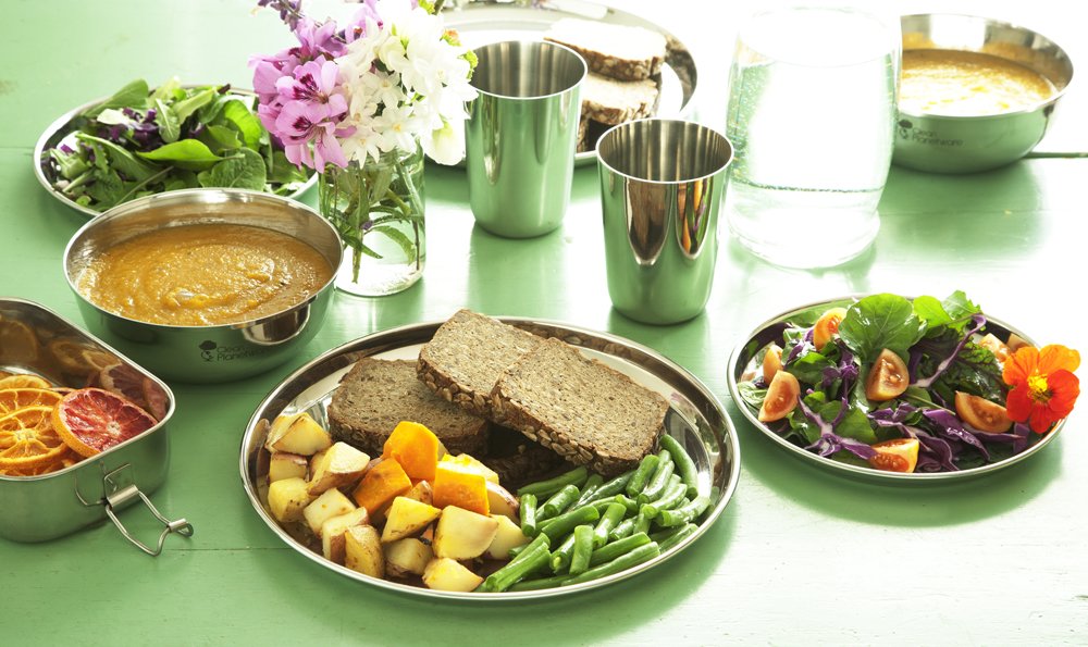 Premium 16-Piece Stainless Steel Dinnerware Set for Family Dining | Durable & Elegant Flatware | Perfect for Everyday Meals, Dinner Parties & Special Occasions