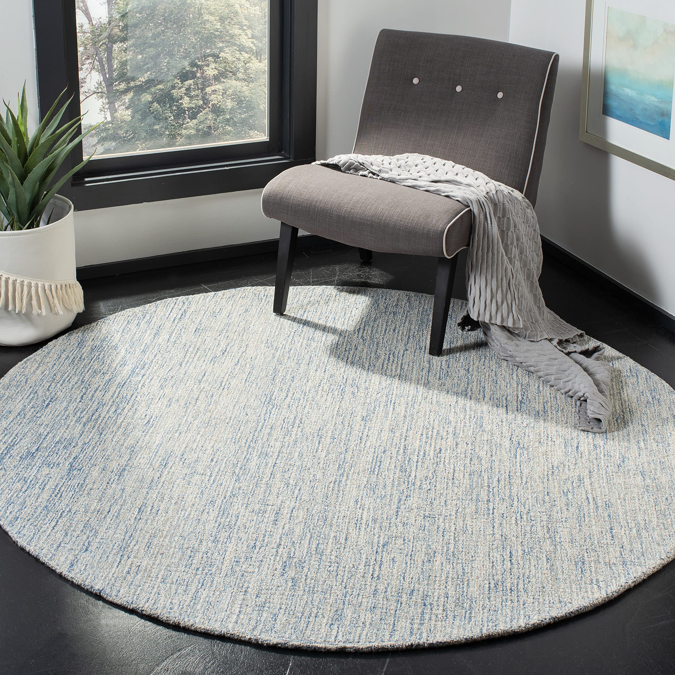 SAFAVIEH Abstract Collection 6' Round Ivory/Blue ABT471M Handmade Premium Wool Area Rug - Perfect for Living Room, Bedroom & Office Decor