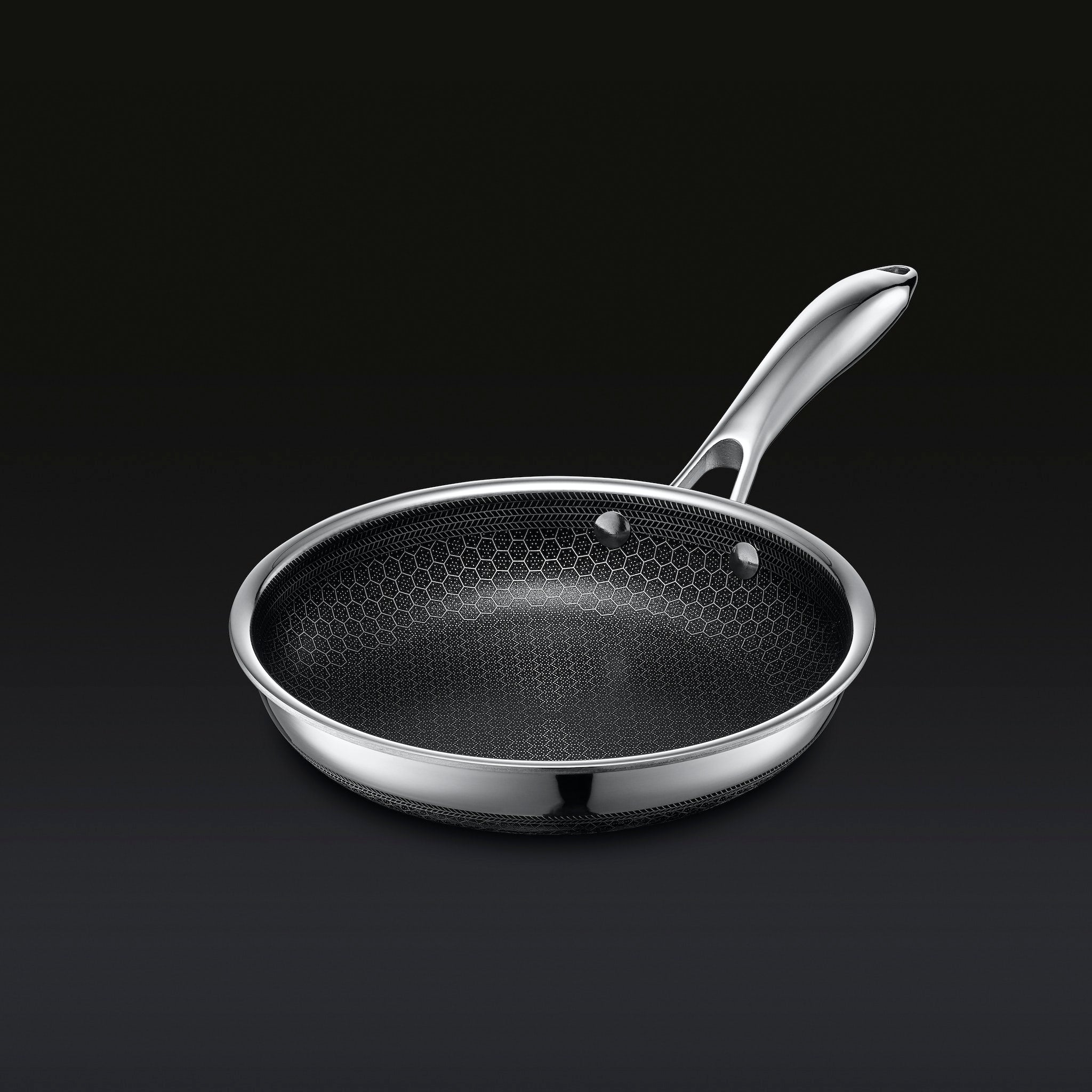 HexClad 20cm Hybrid Frying Pan - Nonstick Stainless Steel Cookware with Lid - Perfect for Sautéing, Frying & Cooking on Gas, Electric & Induction Stoves