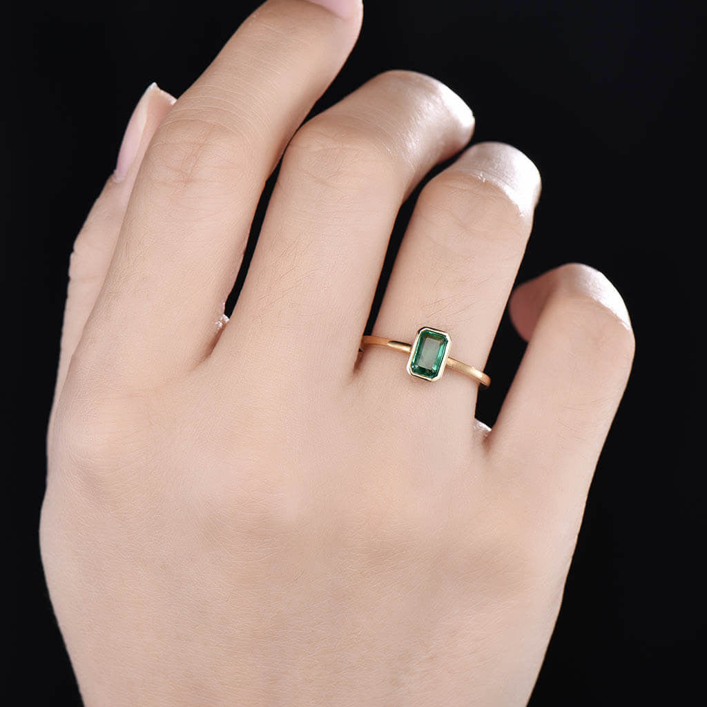Natural Emerald Cut Solitaire Engagement Ring - 14K Gold Wedding Band for Women - Perfect for Proposals, Anniversaries & Special Occasions