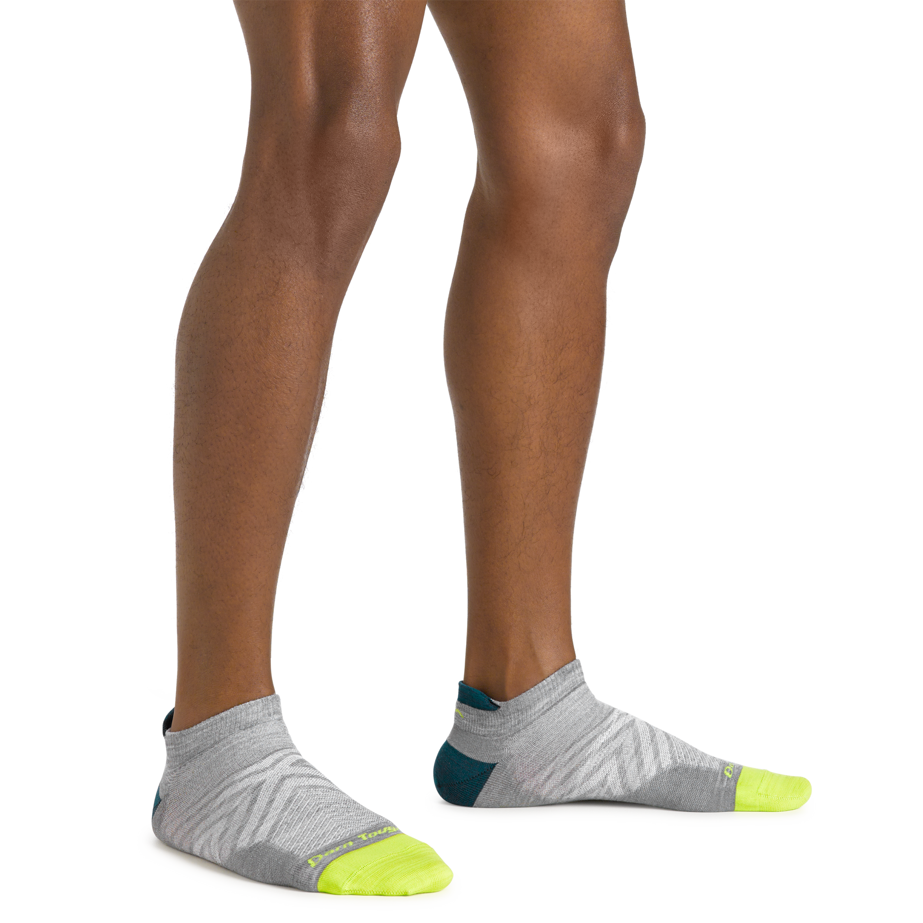 Darn Tough 1033 Run No Show Tab Ultra Lightweight Running Socks for Men - Breathable Cushioned Athletic Socks for Running, Hiking & Everyday Comfort