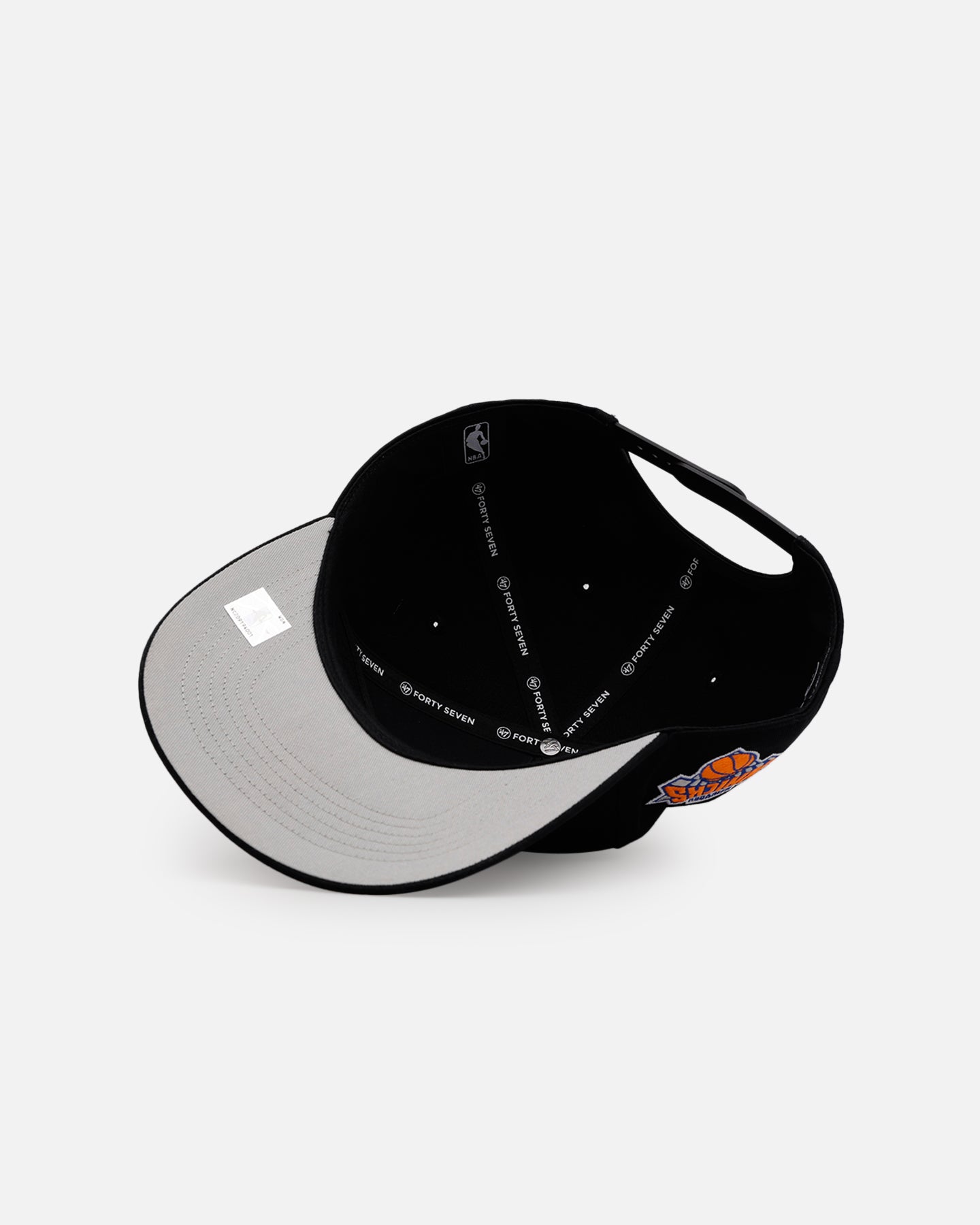 New York Knicks 'Black Dome Script' 47 Hitch Snapback Hat - Official NBA Snapback Cap for Men & Women - Perfect for Basketball Games, Streetwear Fashion & Sports Fans