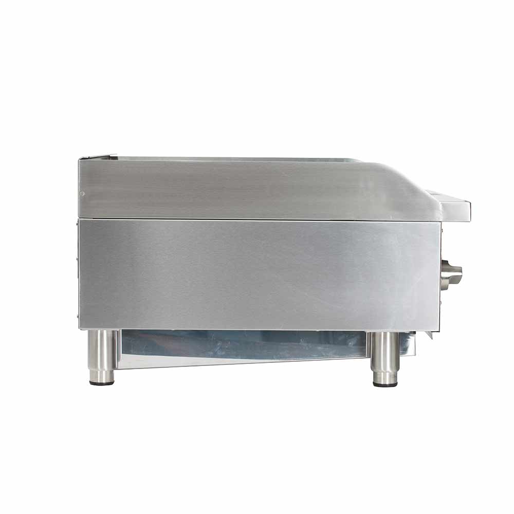 Globe GCB24G CR 24-Inch Gas Countertop Charbroiler with 2 Radiant Burners – Perfect for Restaurants, Diners, and Commercial Kitchens