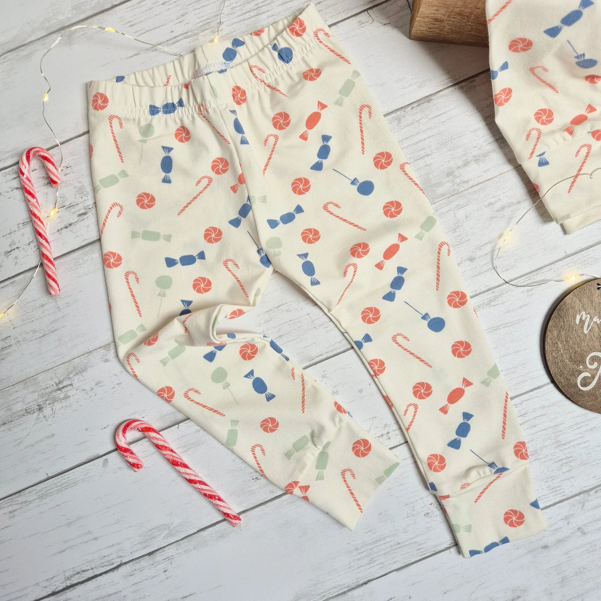 Festive Christmas Candy Print Leggings - Women's Holiday Themed Leggings for Xmas Parties, Gift Exchanges & Winter Celebrations